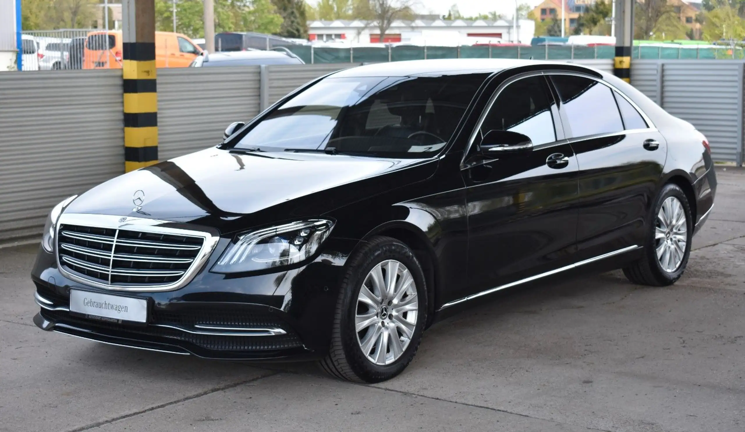 Mercedes-Benz - S 450