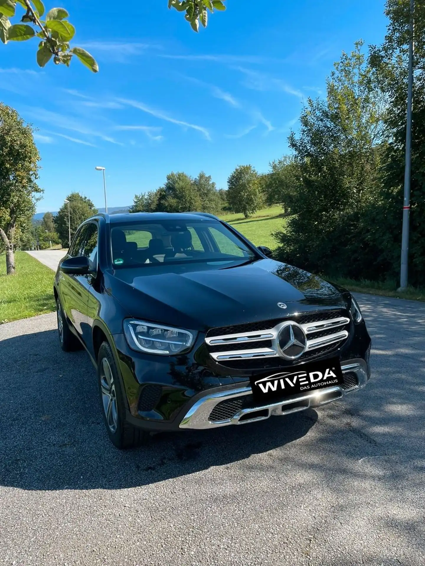 Mercedes-Benz - GLC 300