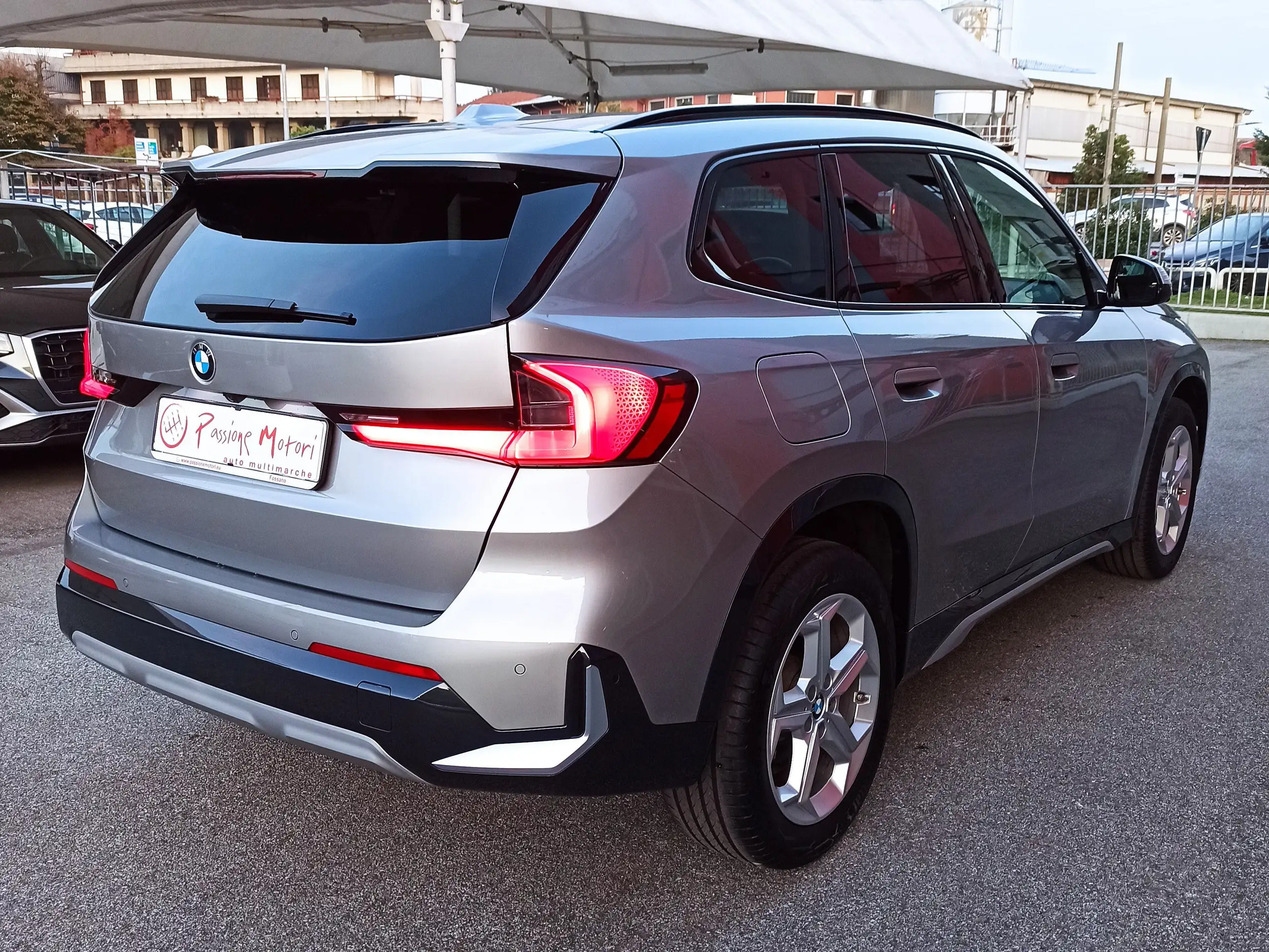 BMW - X1