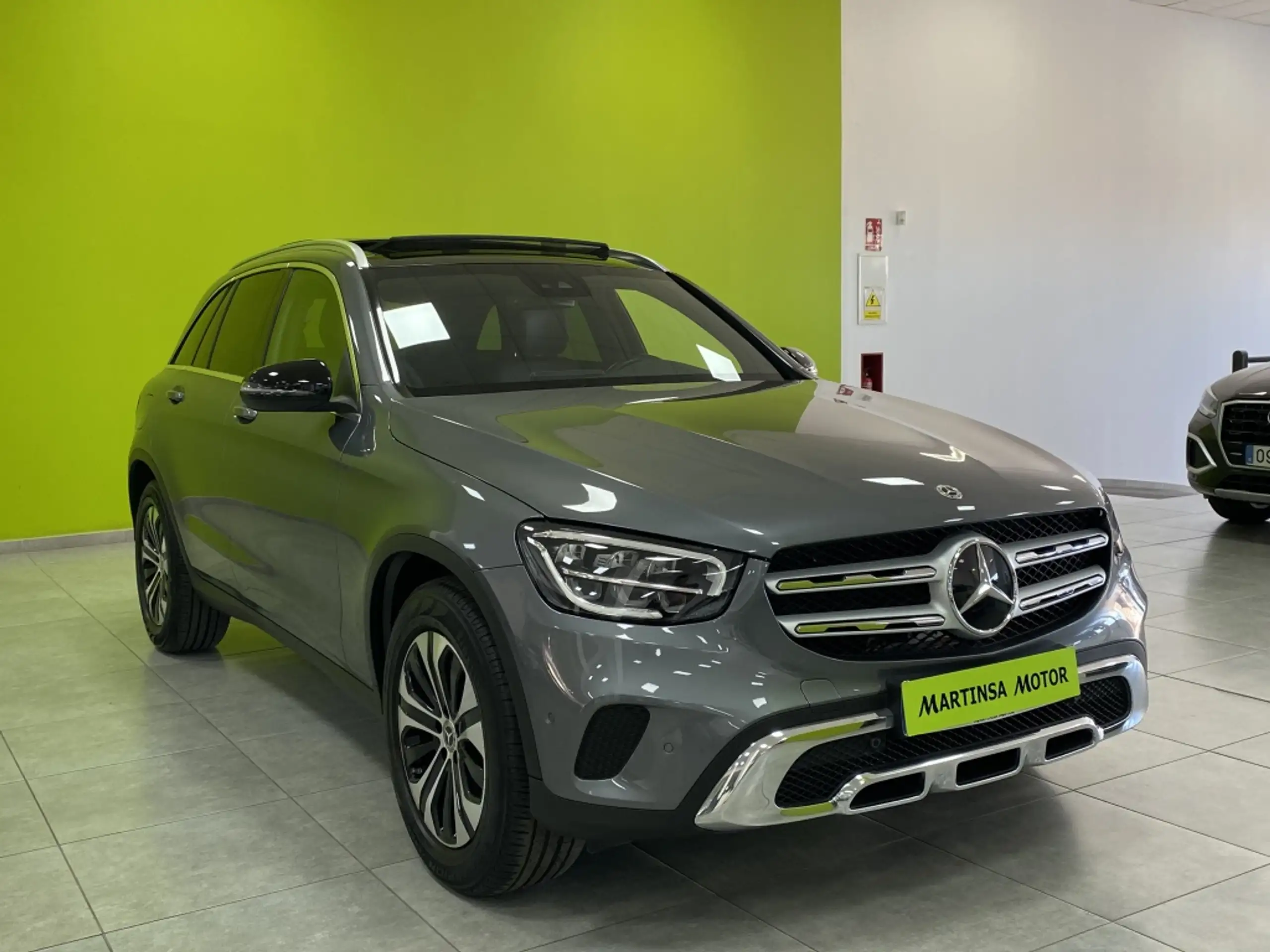 Mercedes-Benz - GLC 200