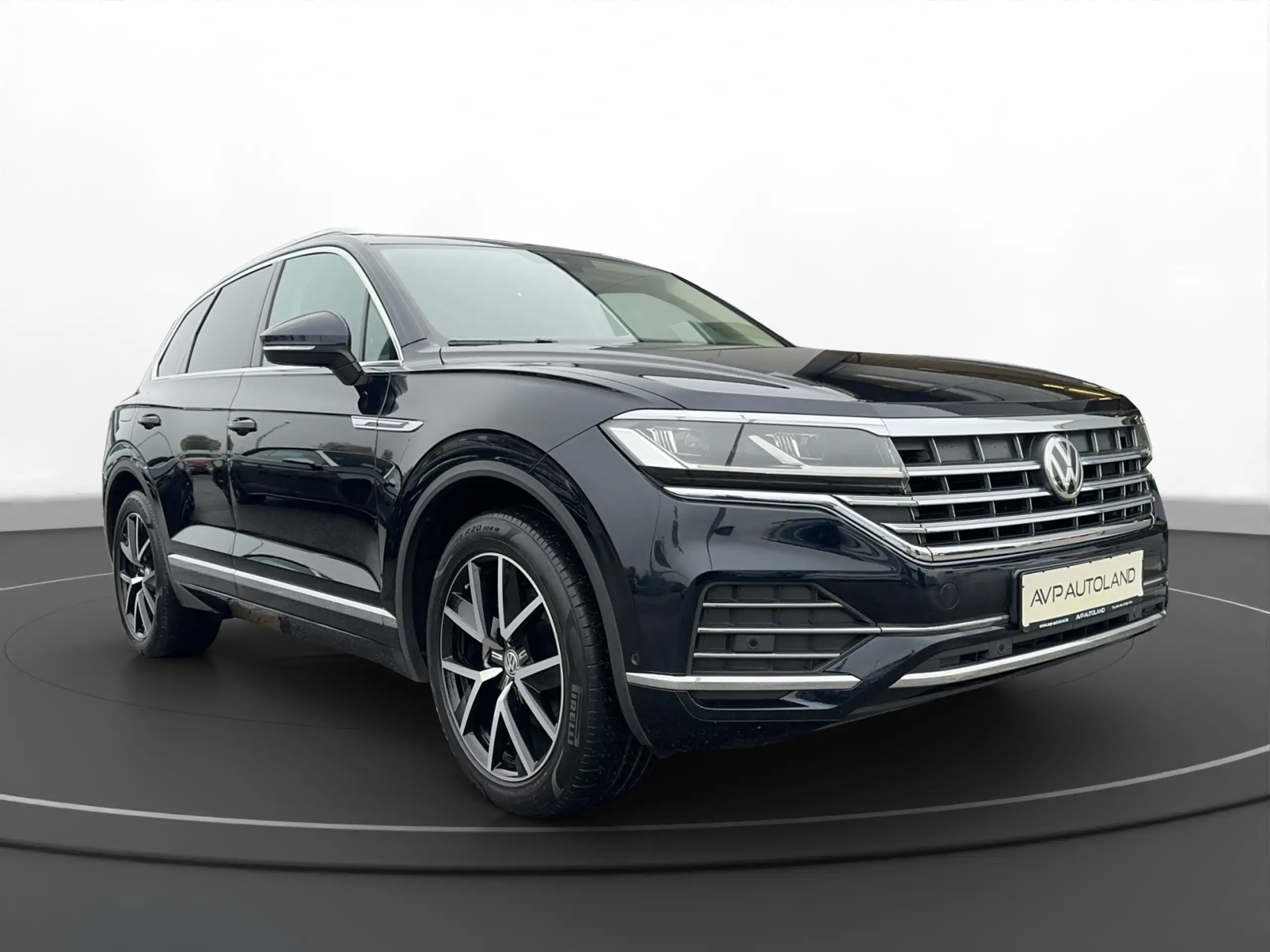 Volkswagen - Touareg