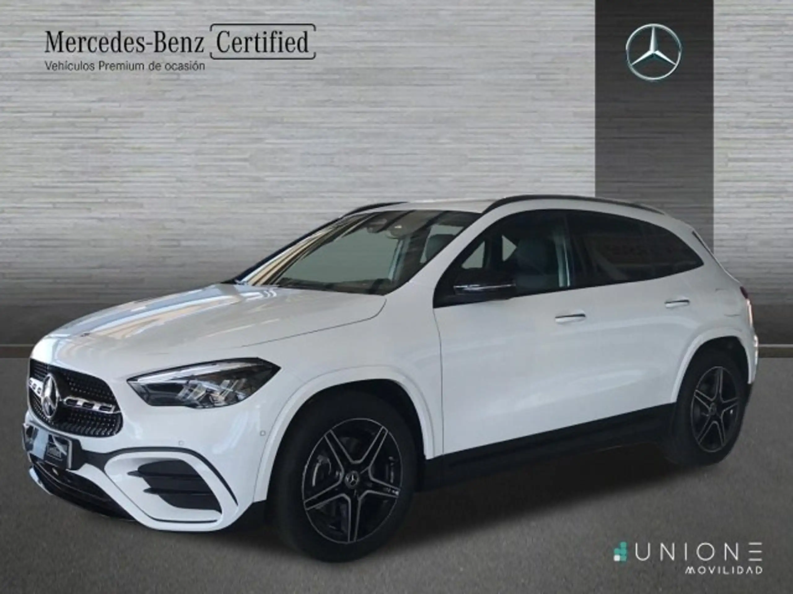 Mercedes-Benz - GLA 200