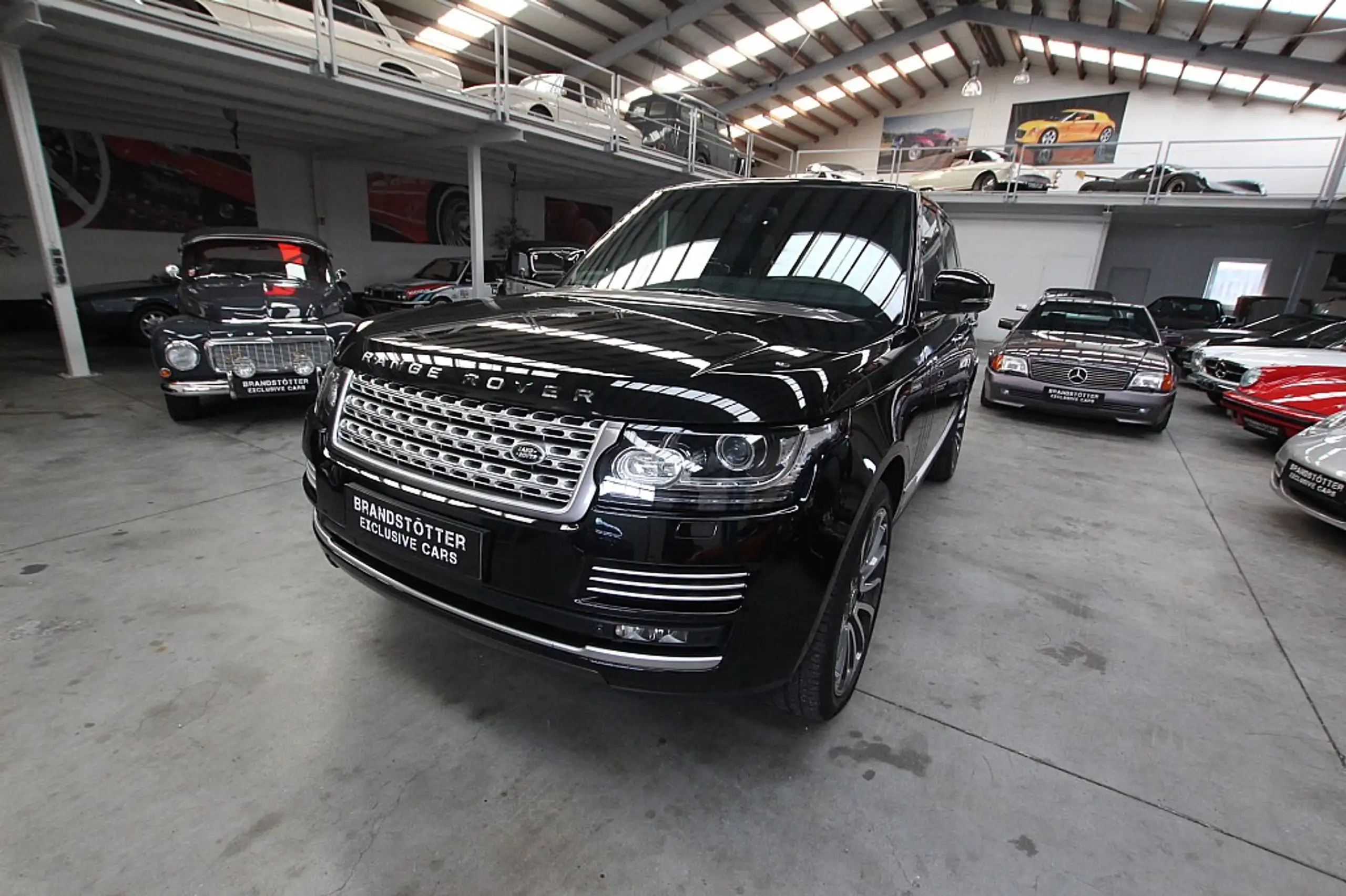 Land Rover - Range Rover