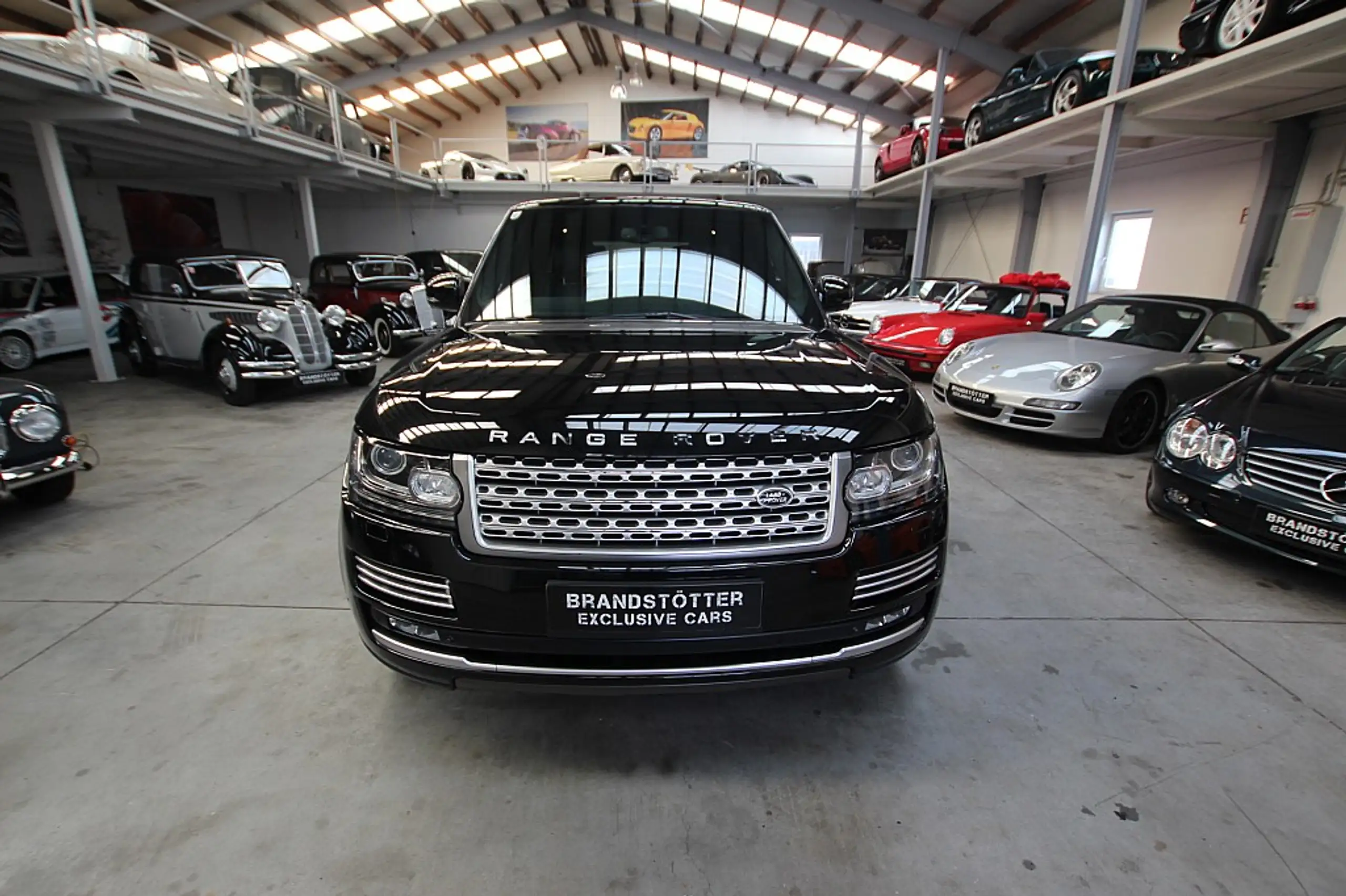 Land Rover - Range Rover