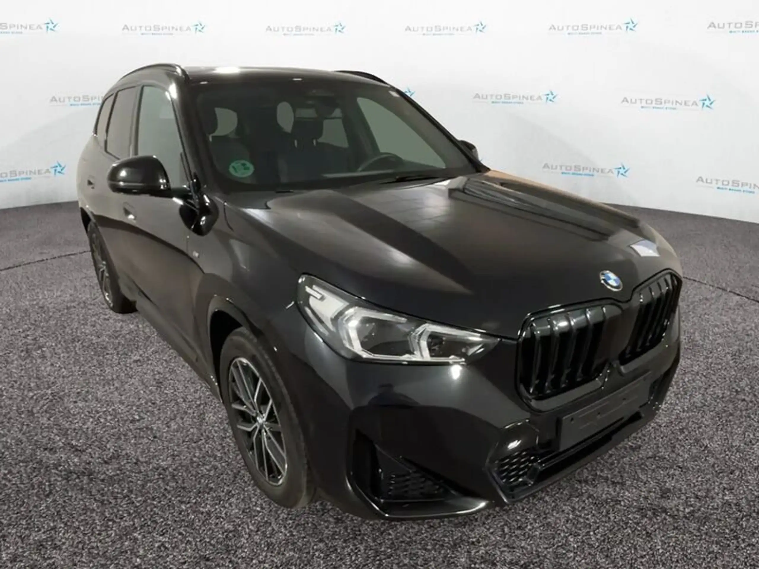 BMW - X1