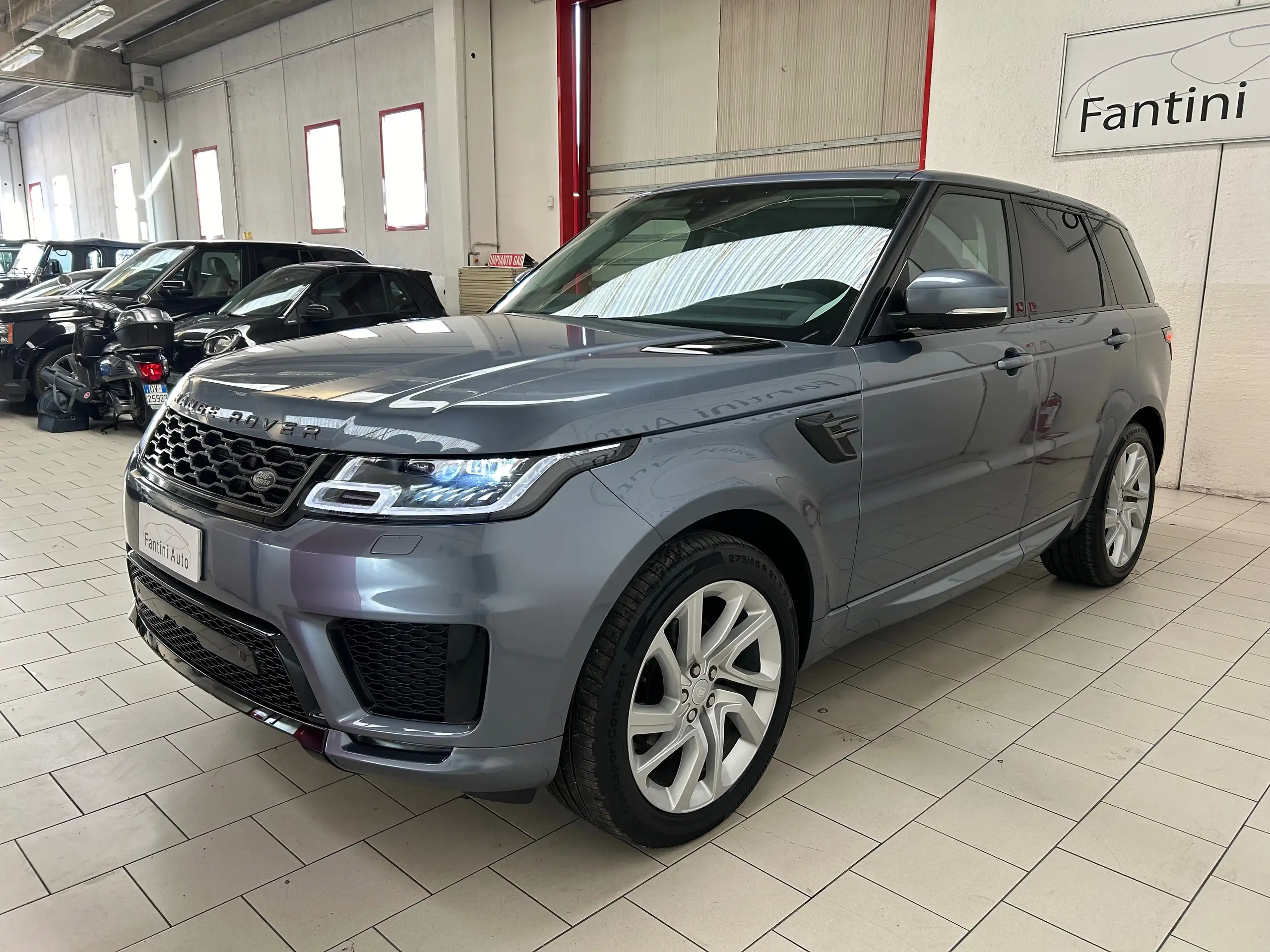 Land Rover - Range Rover Sport