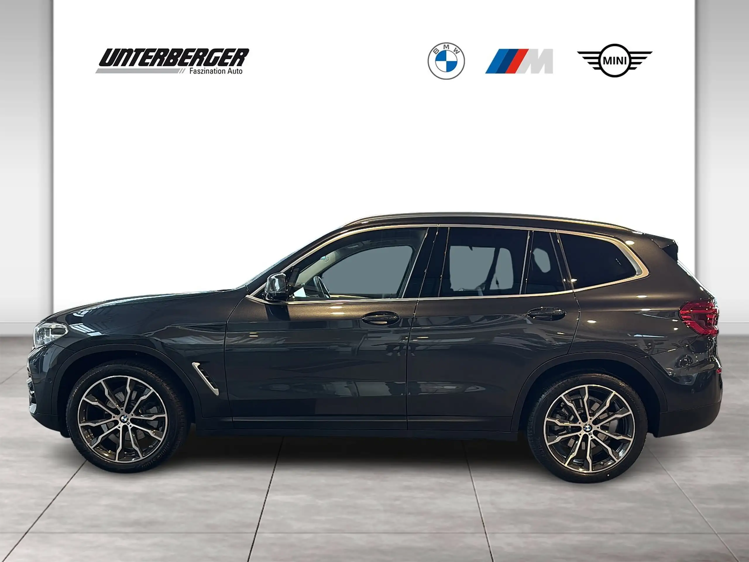 BMW - X3