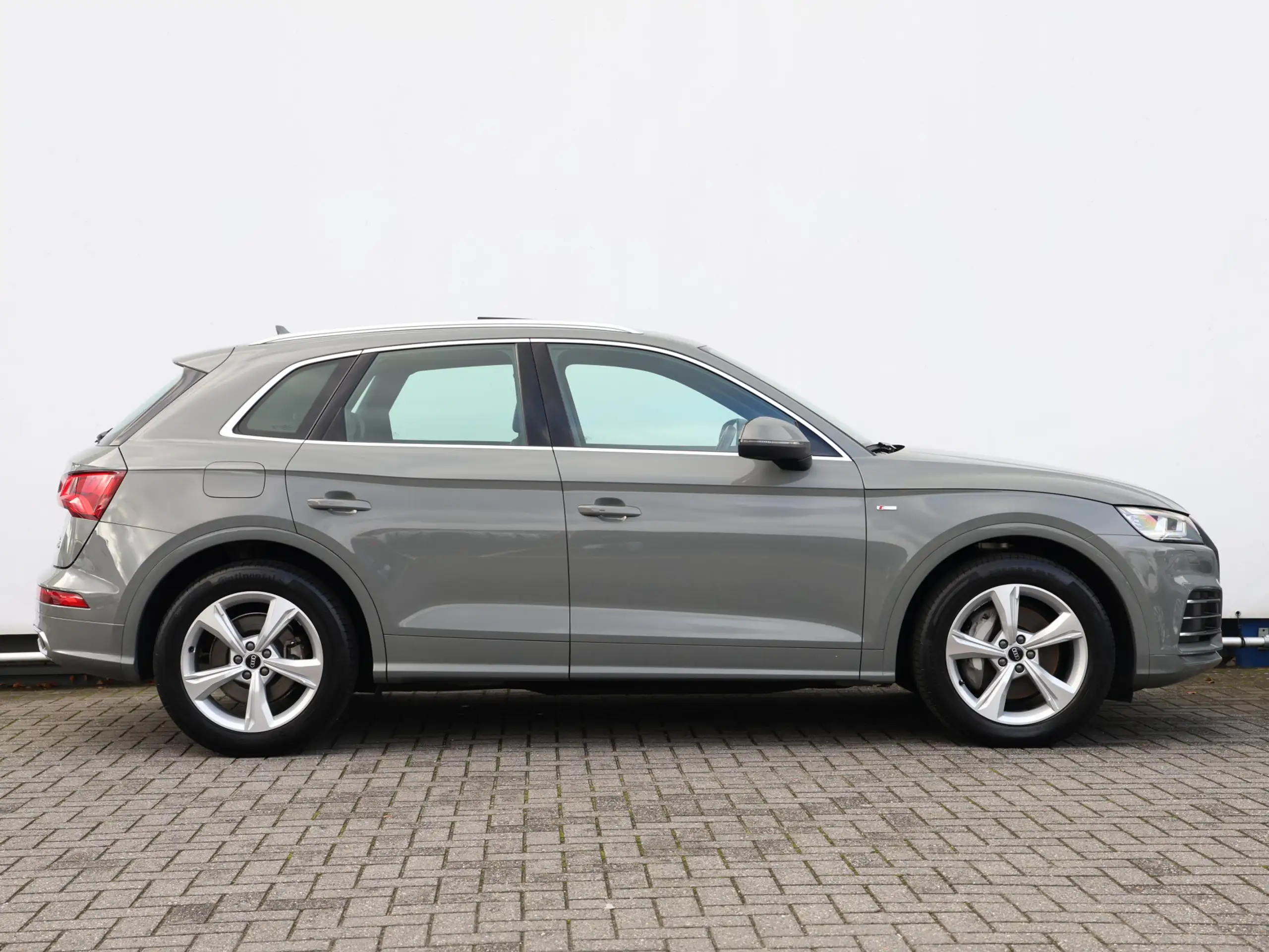 Audi - Q5