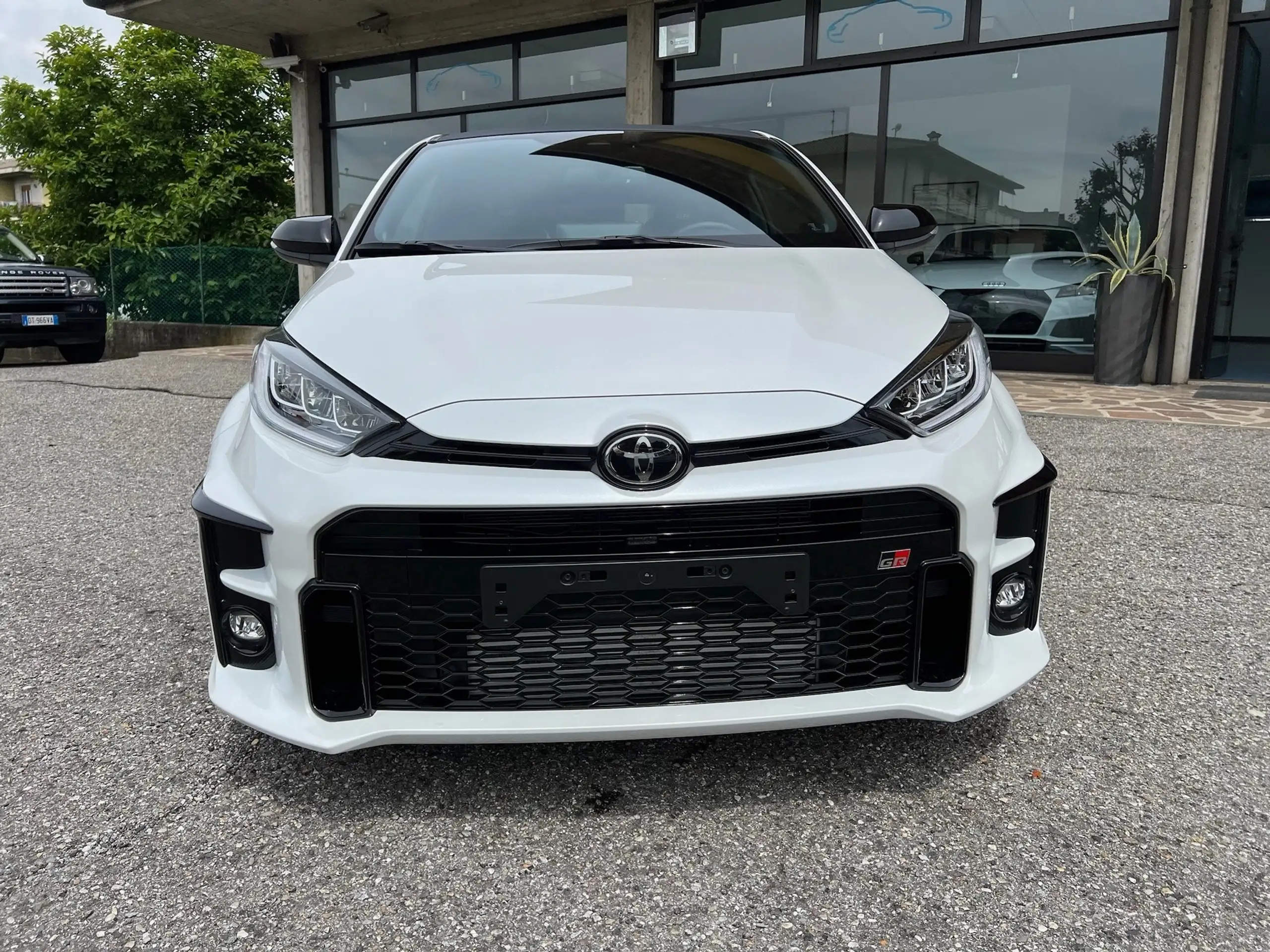 Toyota - Yaris