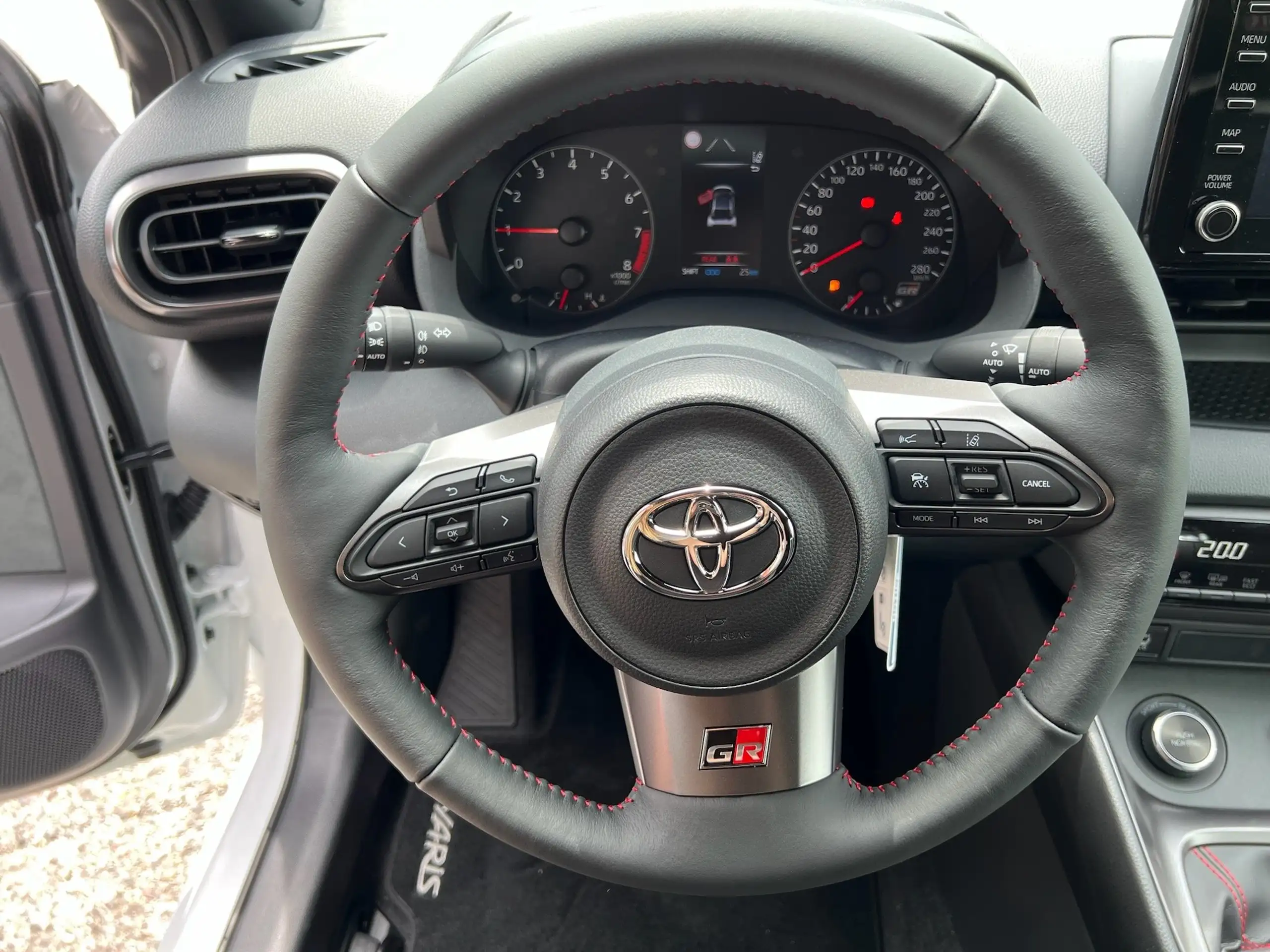 Toyota - Yaris