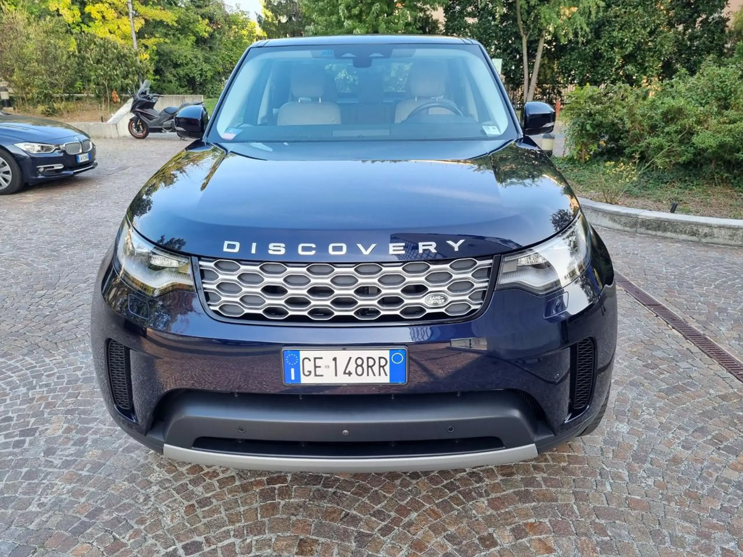 Land Rover - Discovery