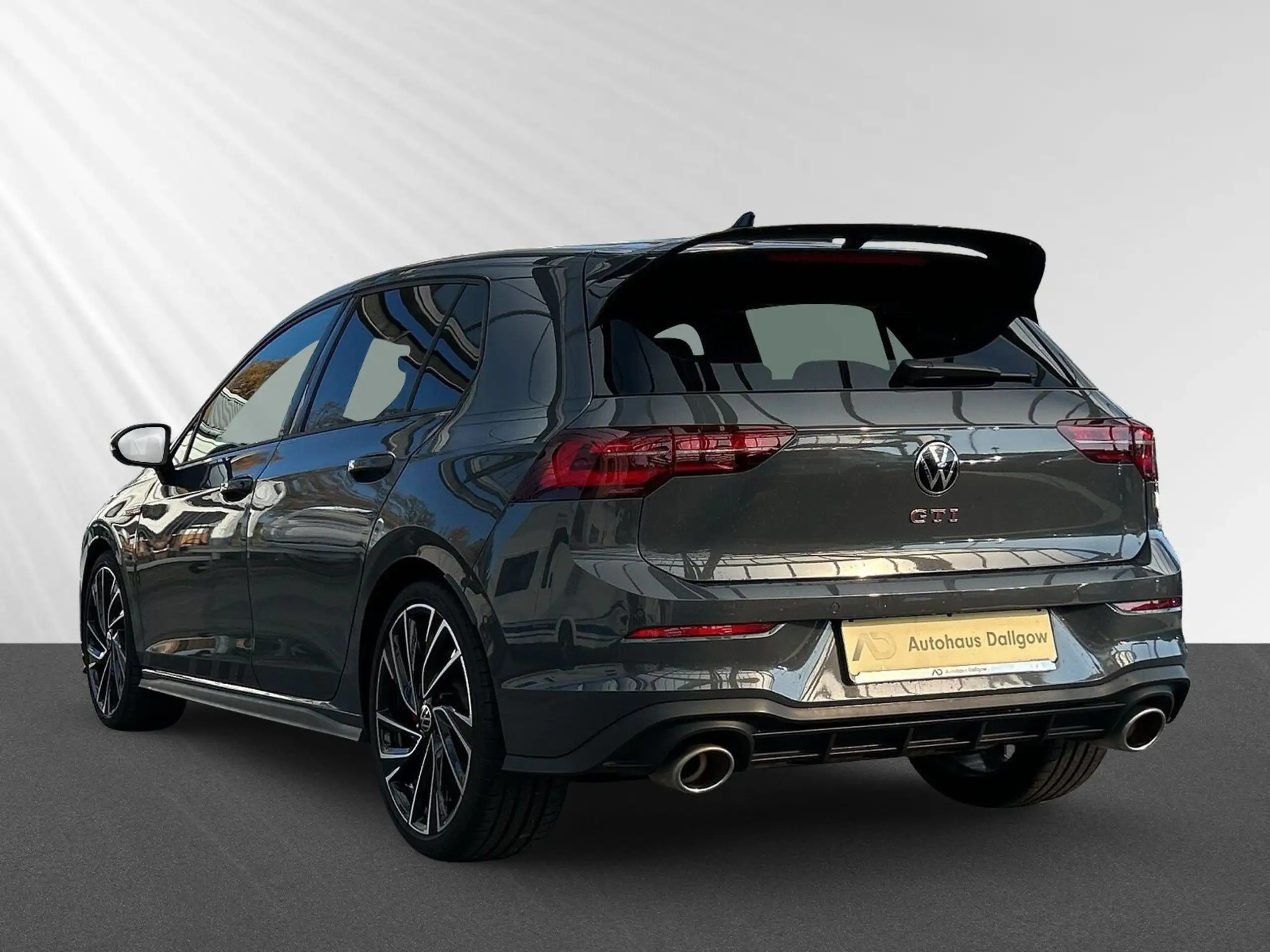 Volkswagen - Golf GTI