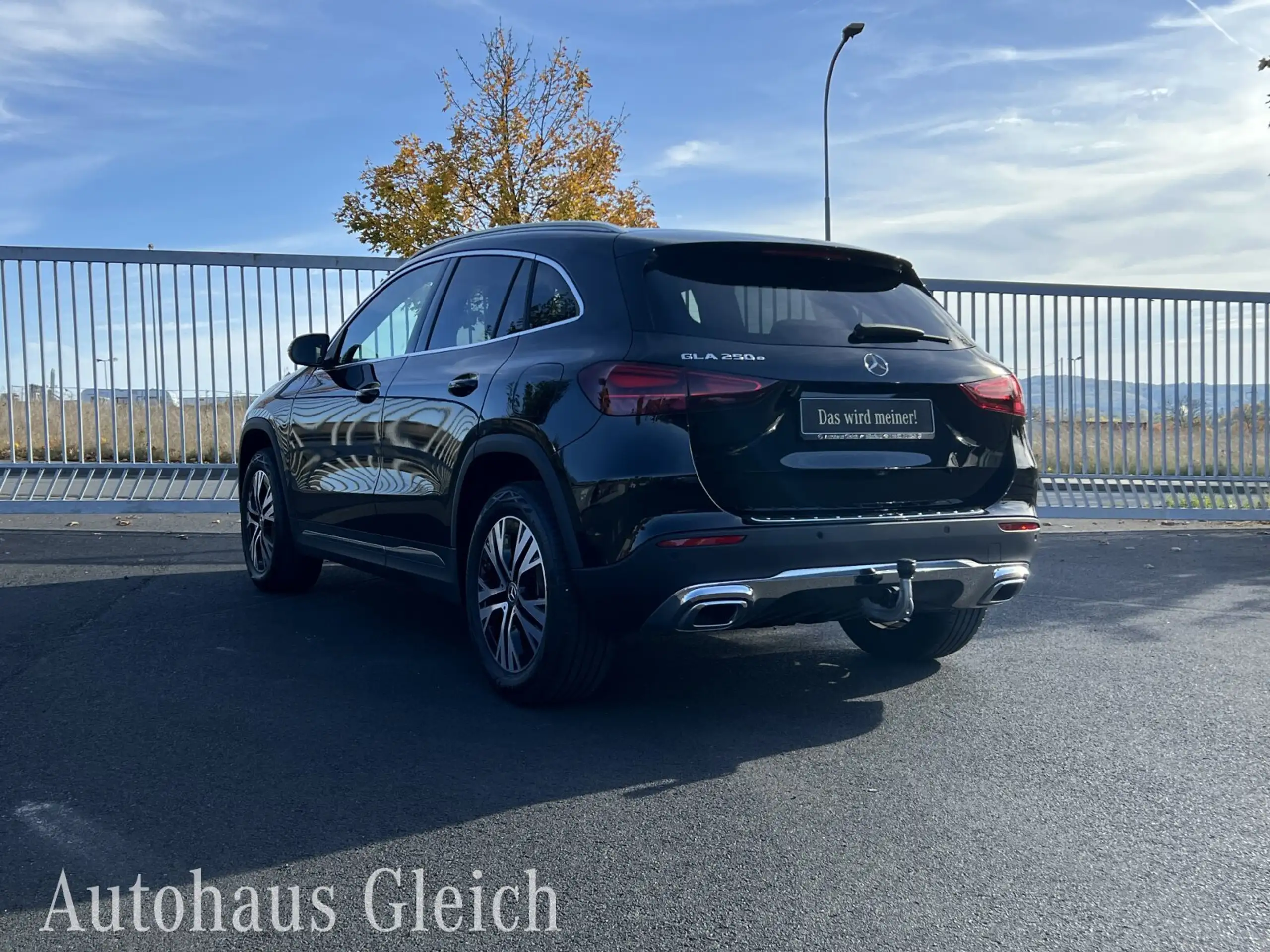 Mercedes-Benz - GLA 250