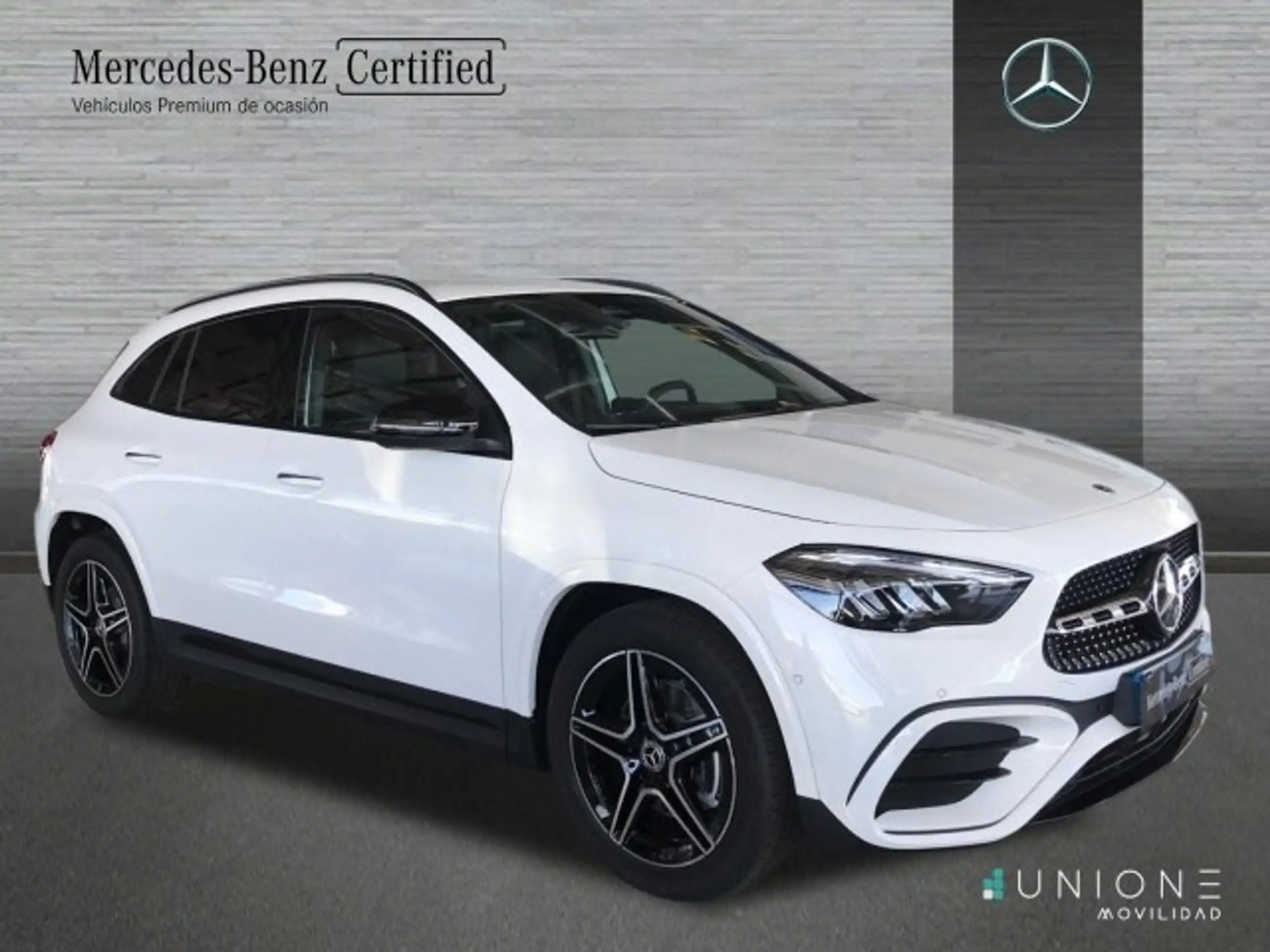 Mercedes-Benz - GLA 200