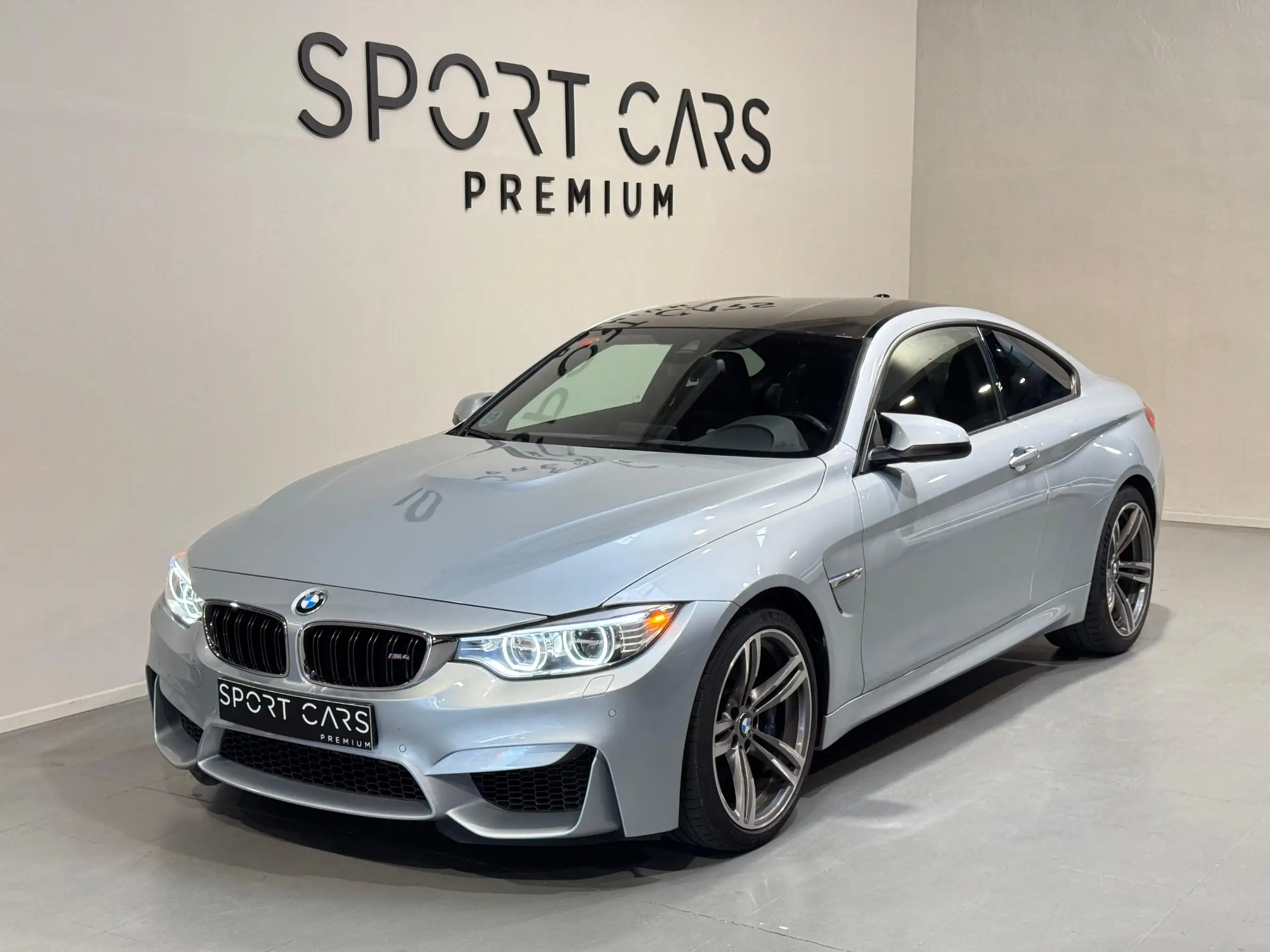 BMW M4 2015