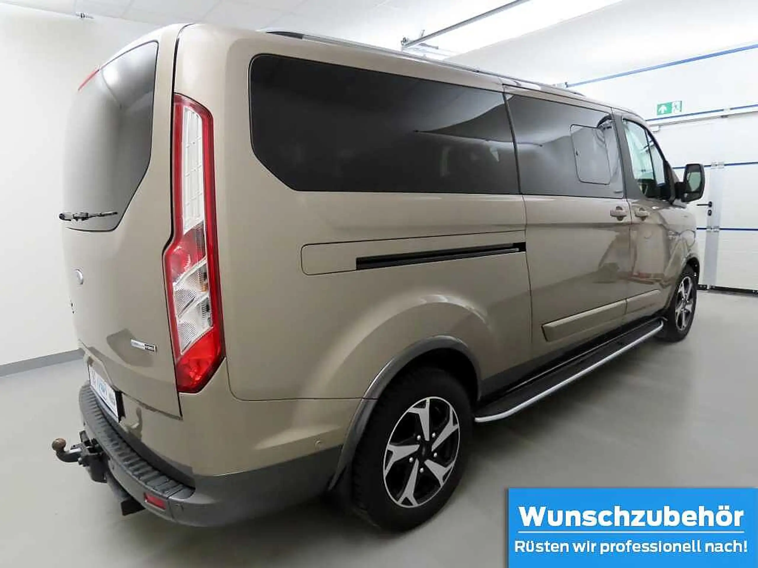 Ford - Tourneo Custom