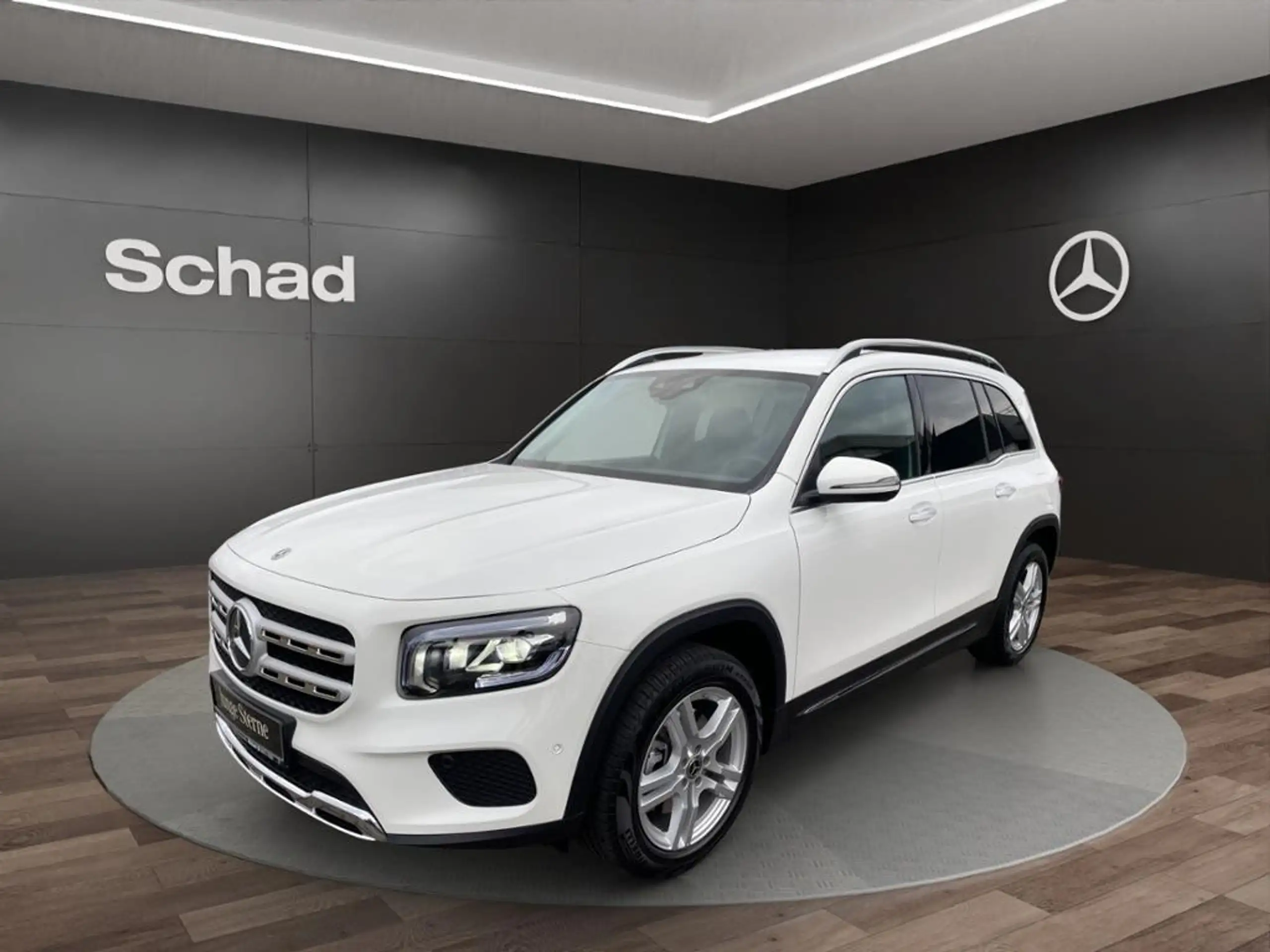 Mercedes-Benz GLB 250 2023