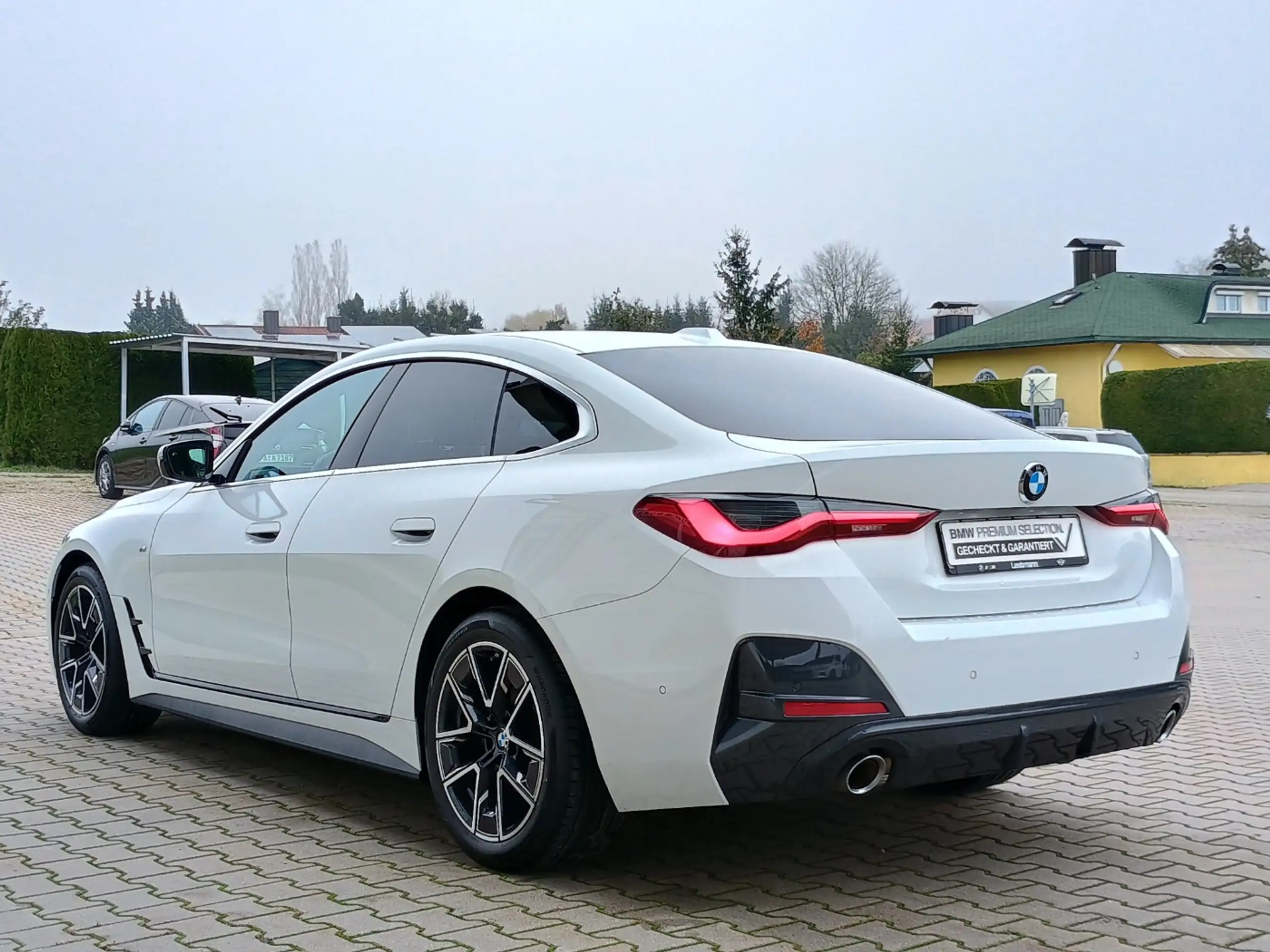 BMW - 420