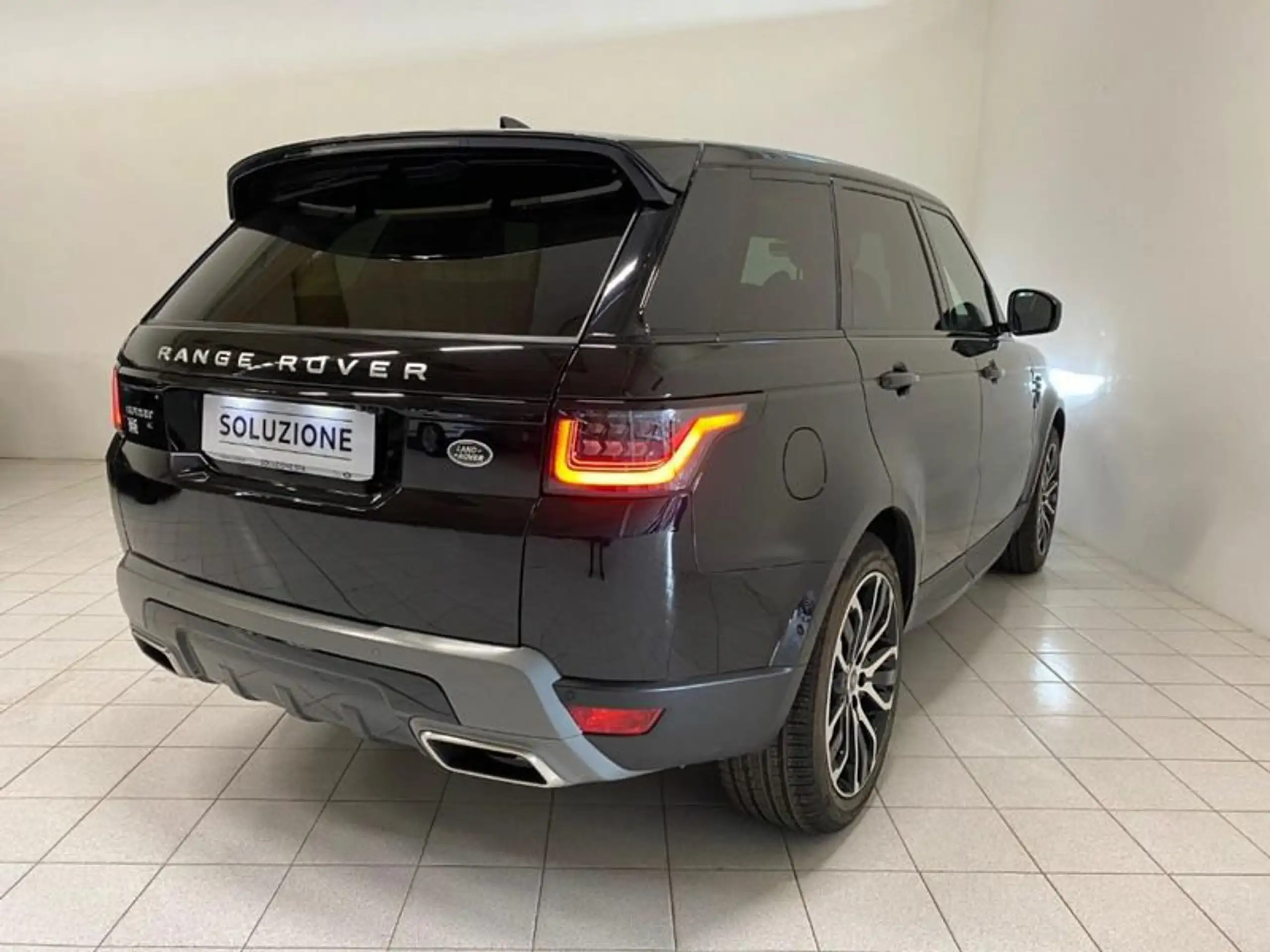 Land Rover - Range Rover Sport