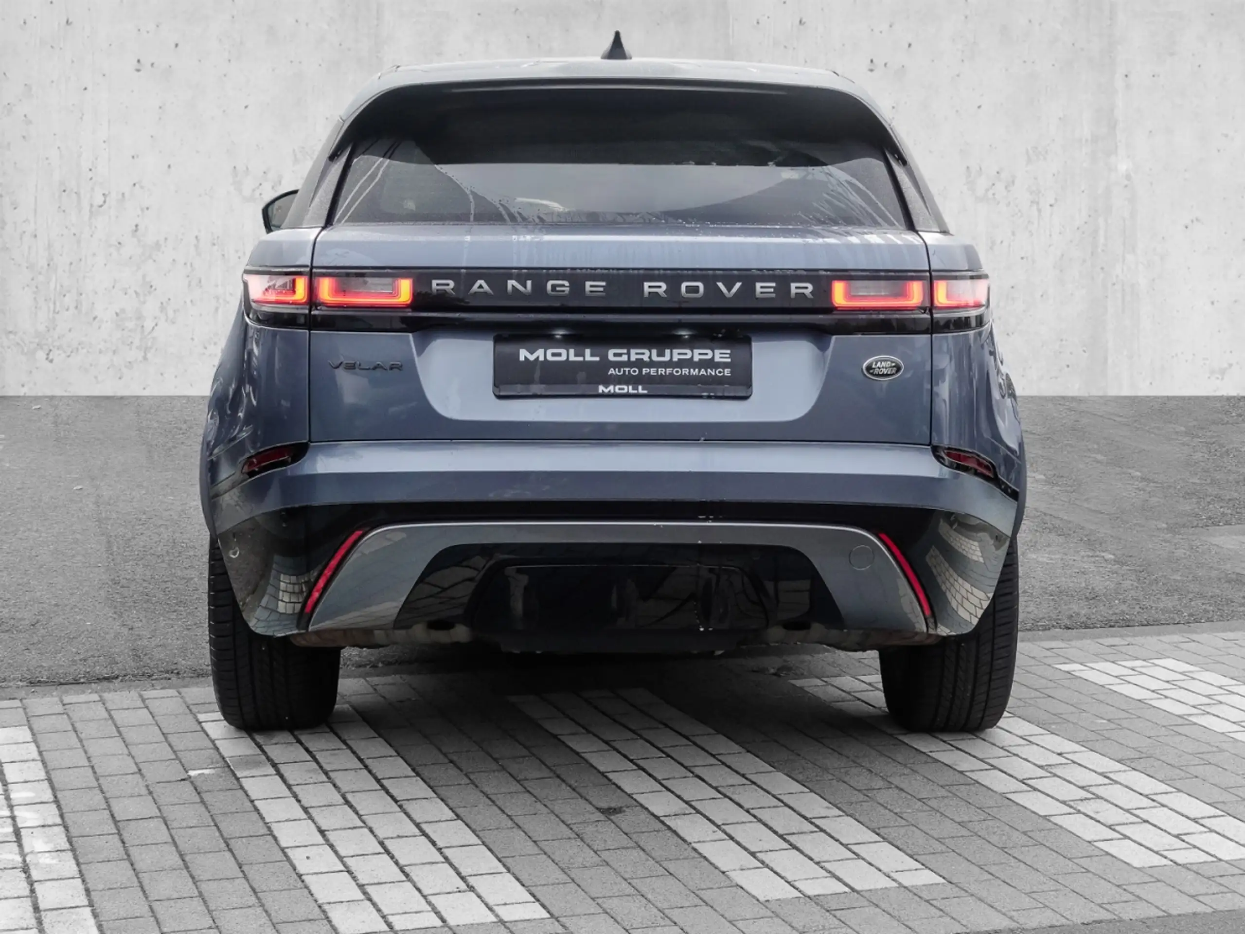 Land Rover - Range Rover