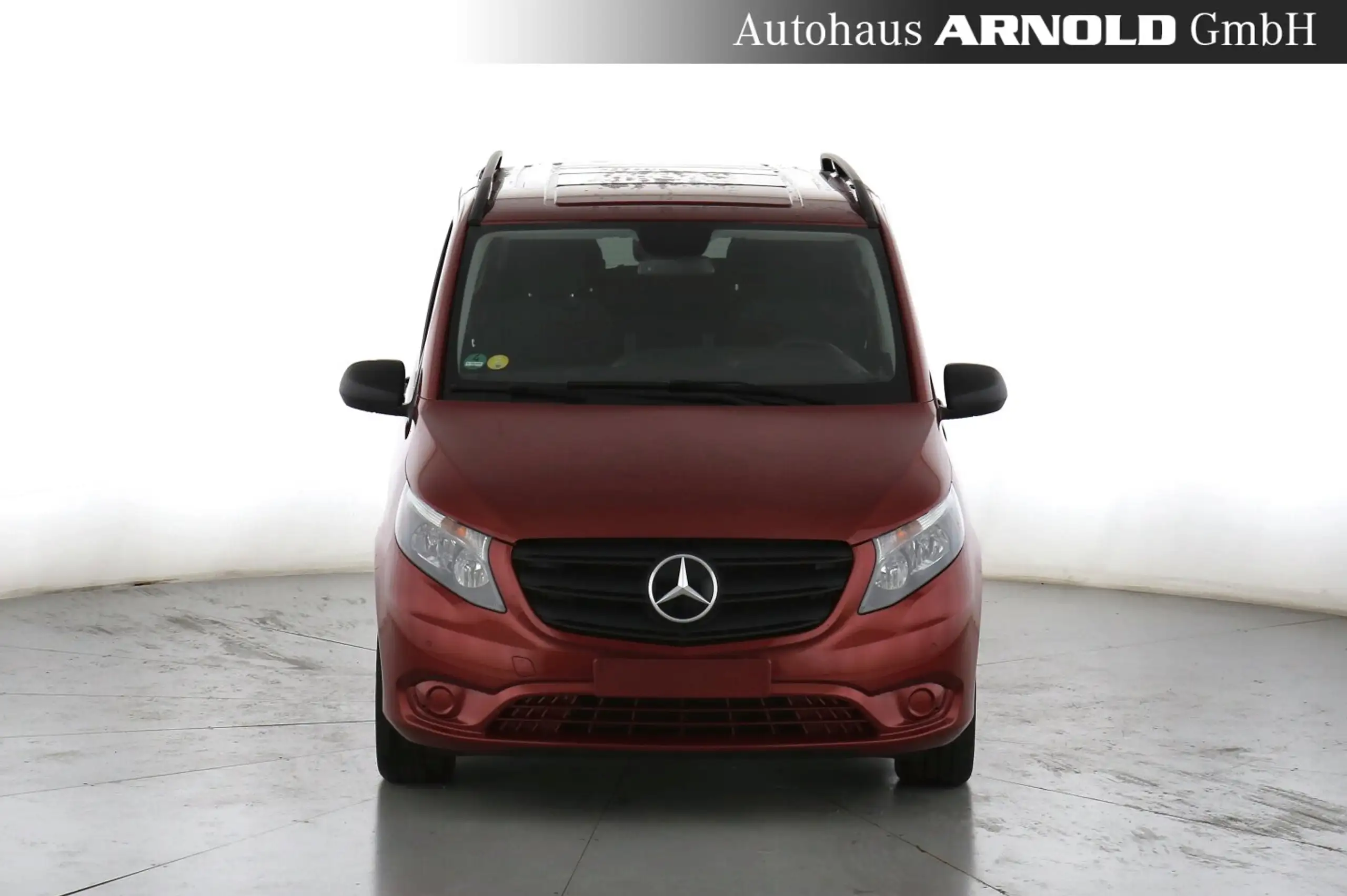 Mercedes-Benz - Vito