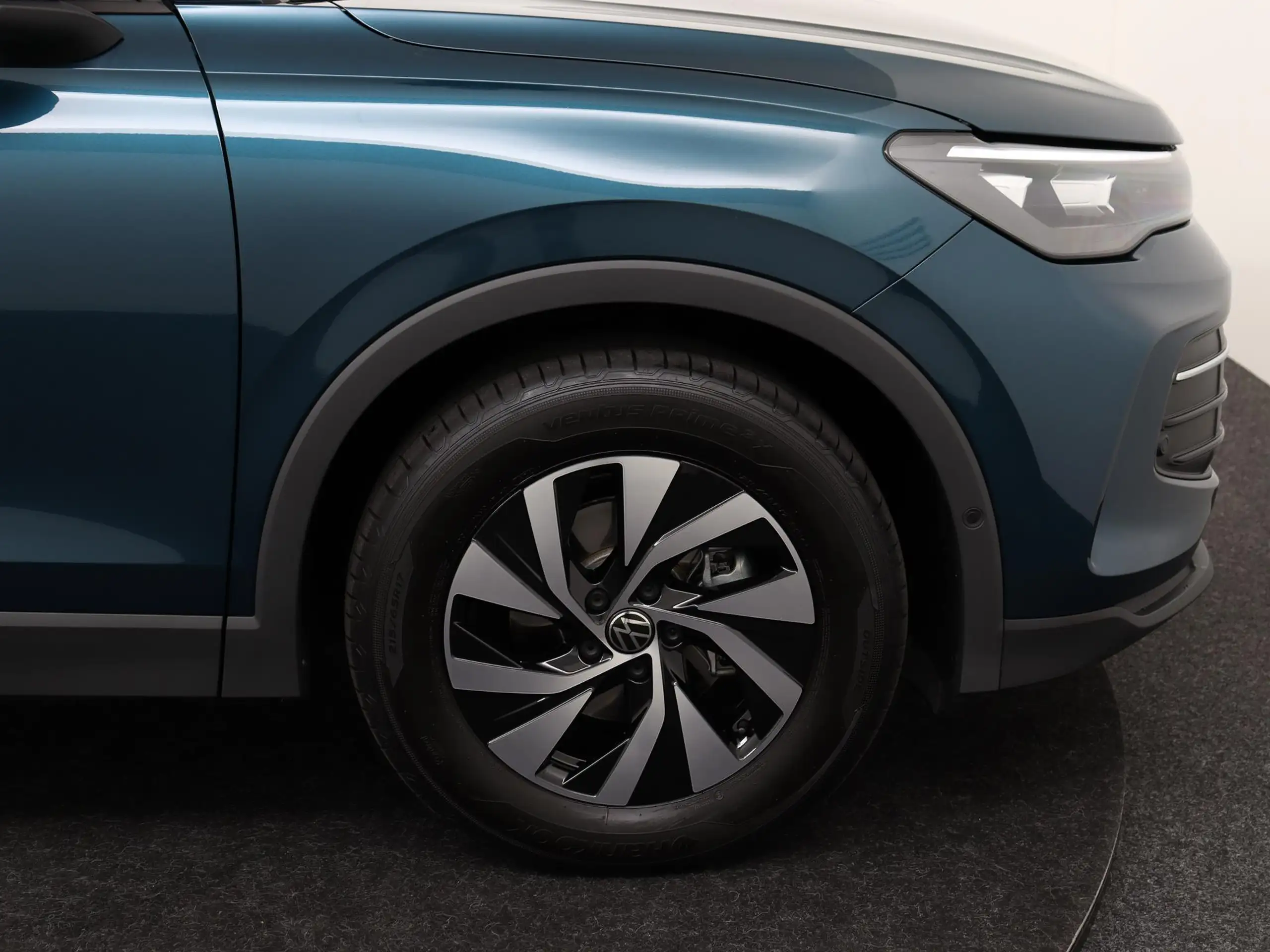 Volkswagen - Tiguan