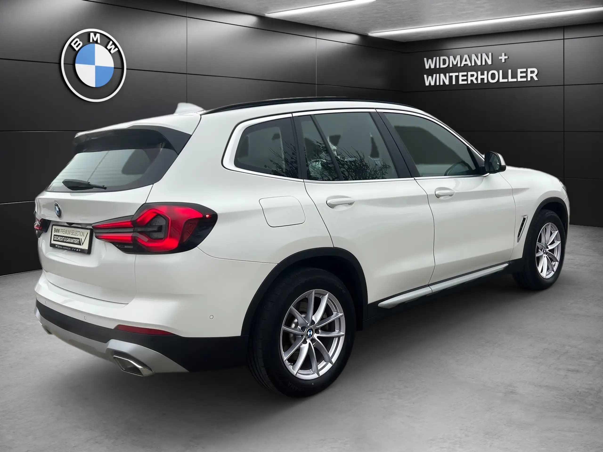 BMW - X3