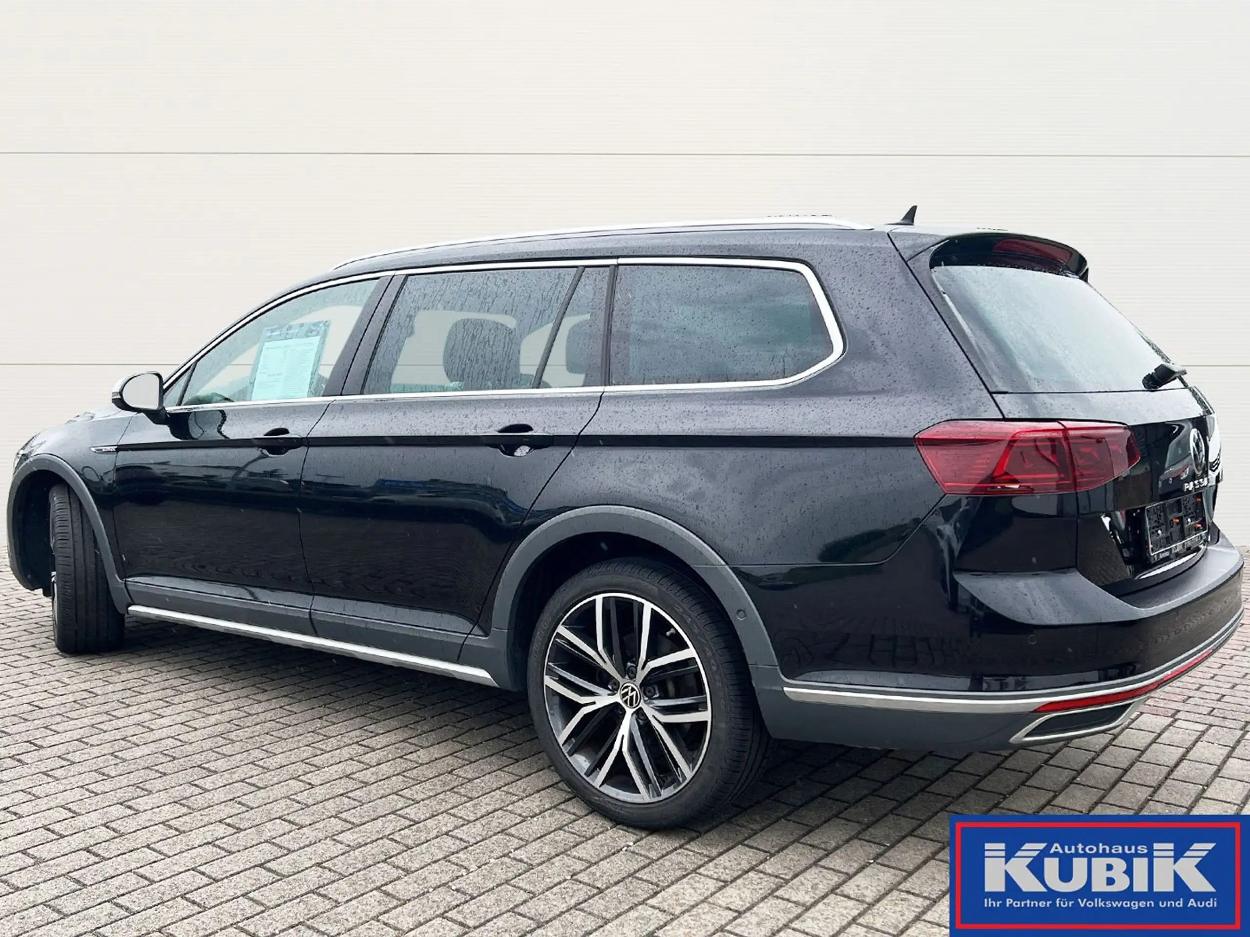 Volkswagen - Passat Alltrack