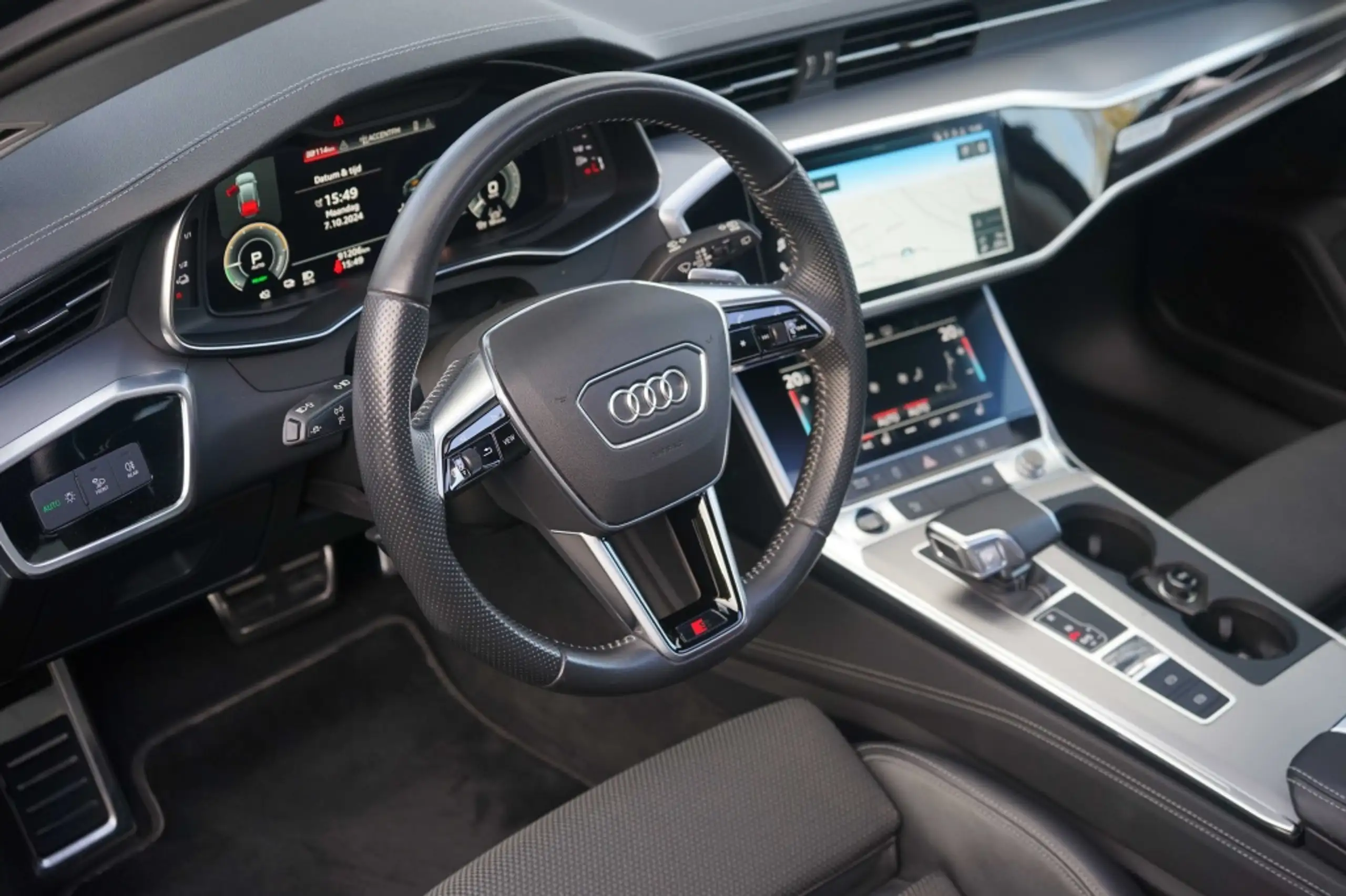 Audi - A6