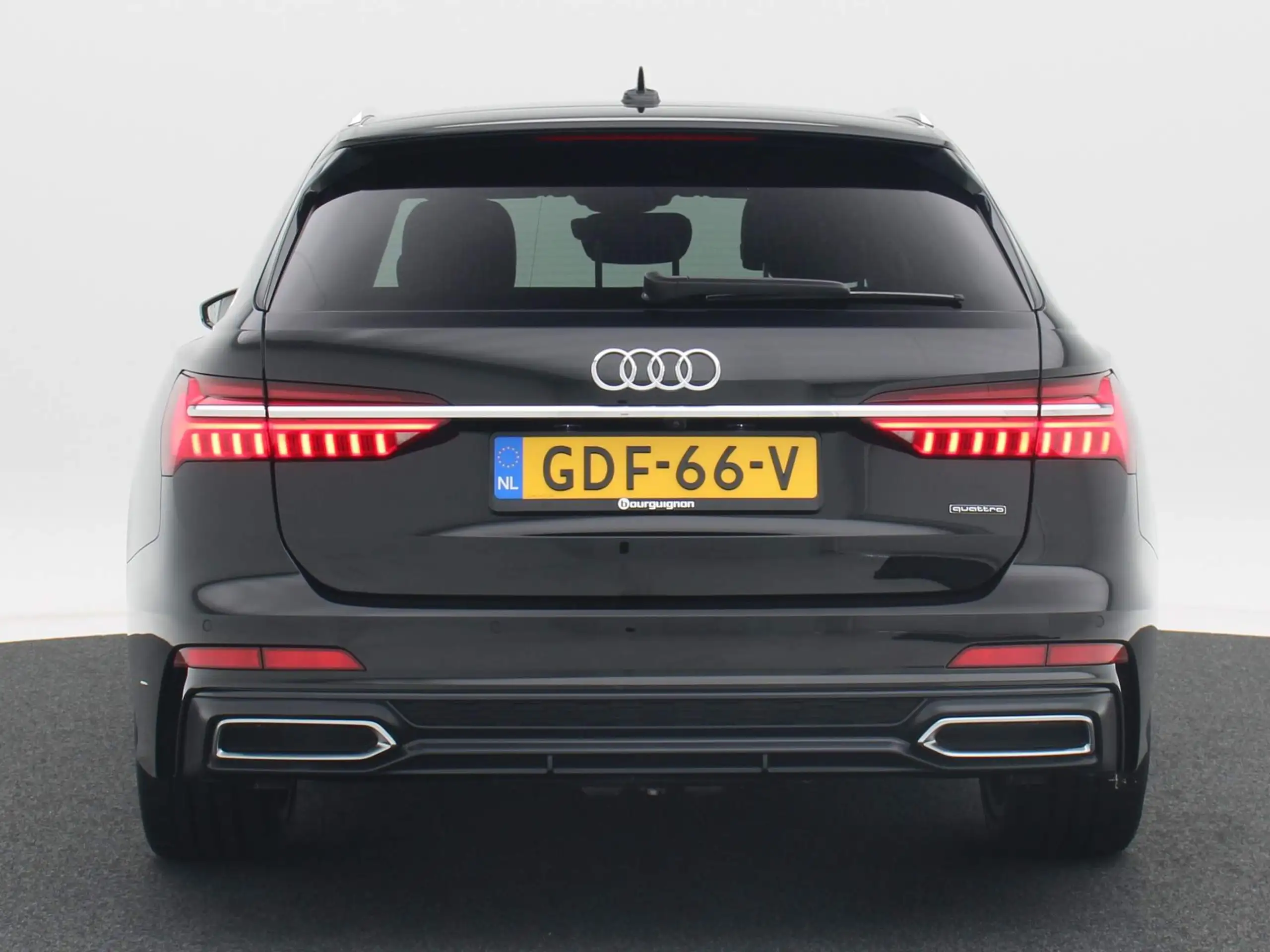 Audi - A6