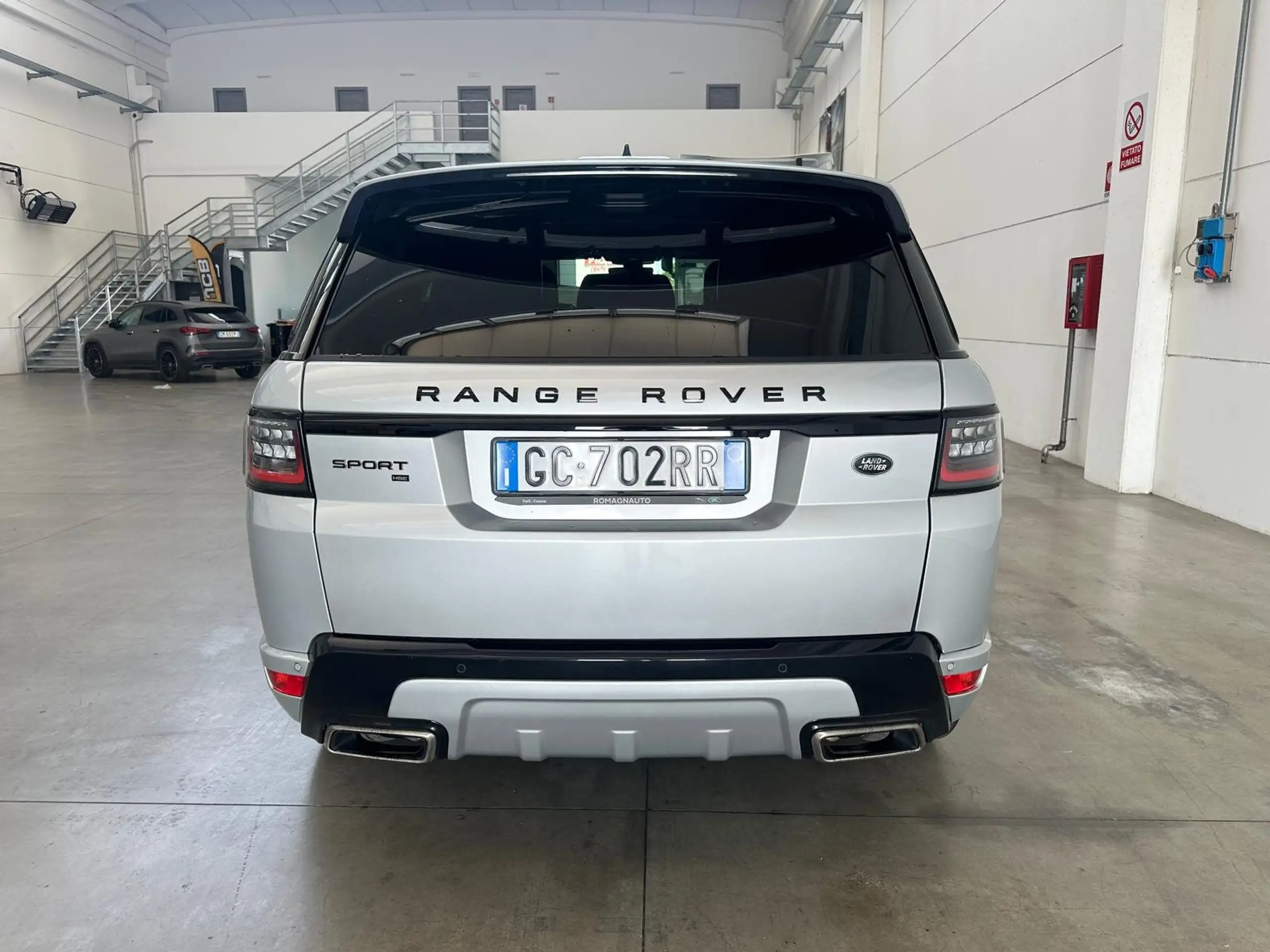 Land Rover - Range Rover Sport