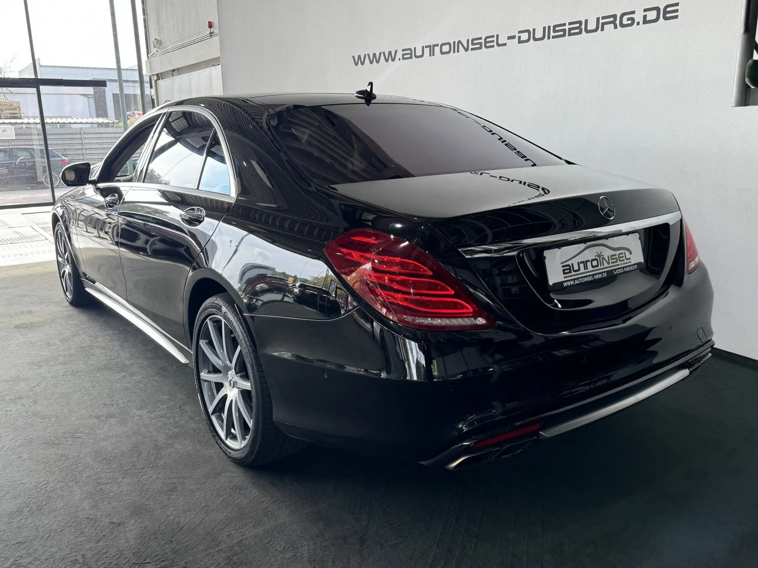 Mercedes-Benz - S 63 AMG