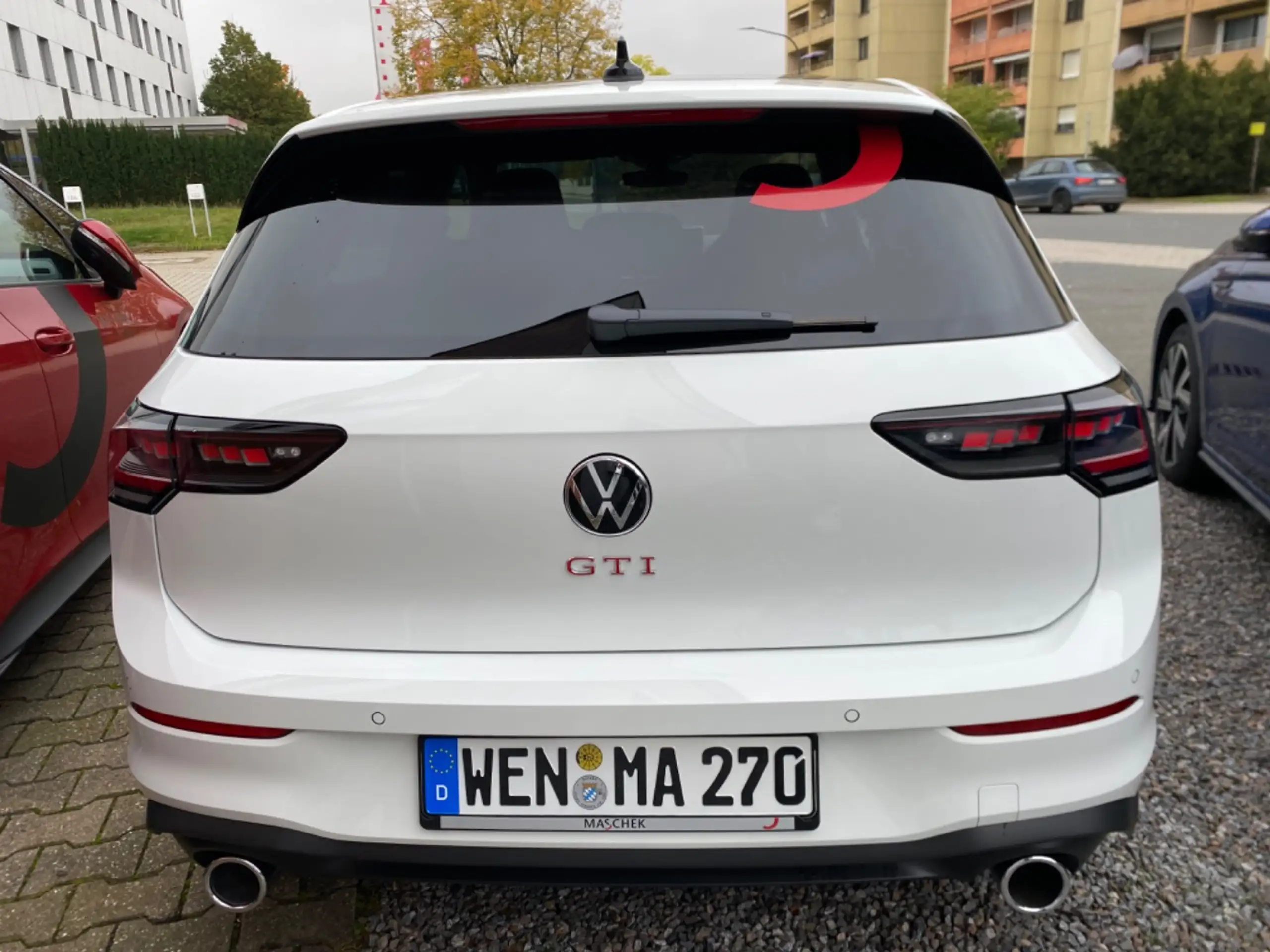 Volkswagen - Golf GTI