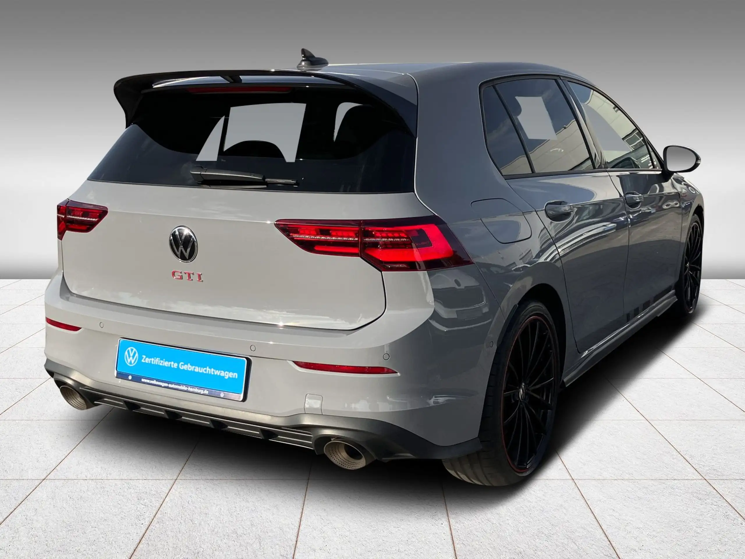 Volkswagen - Golf GTI