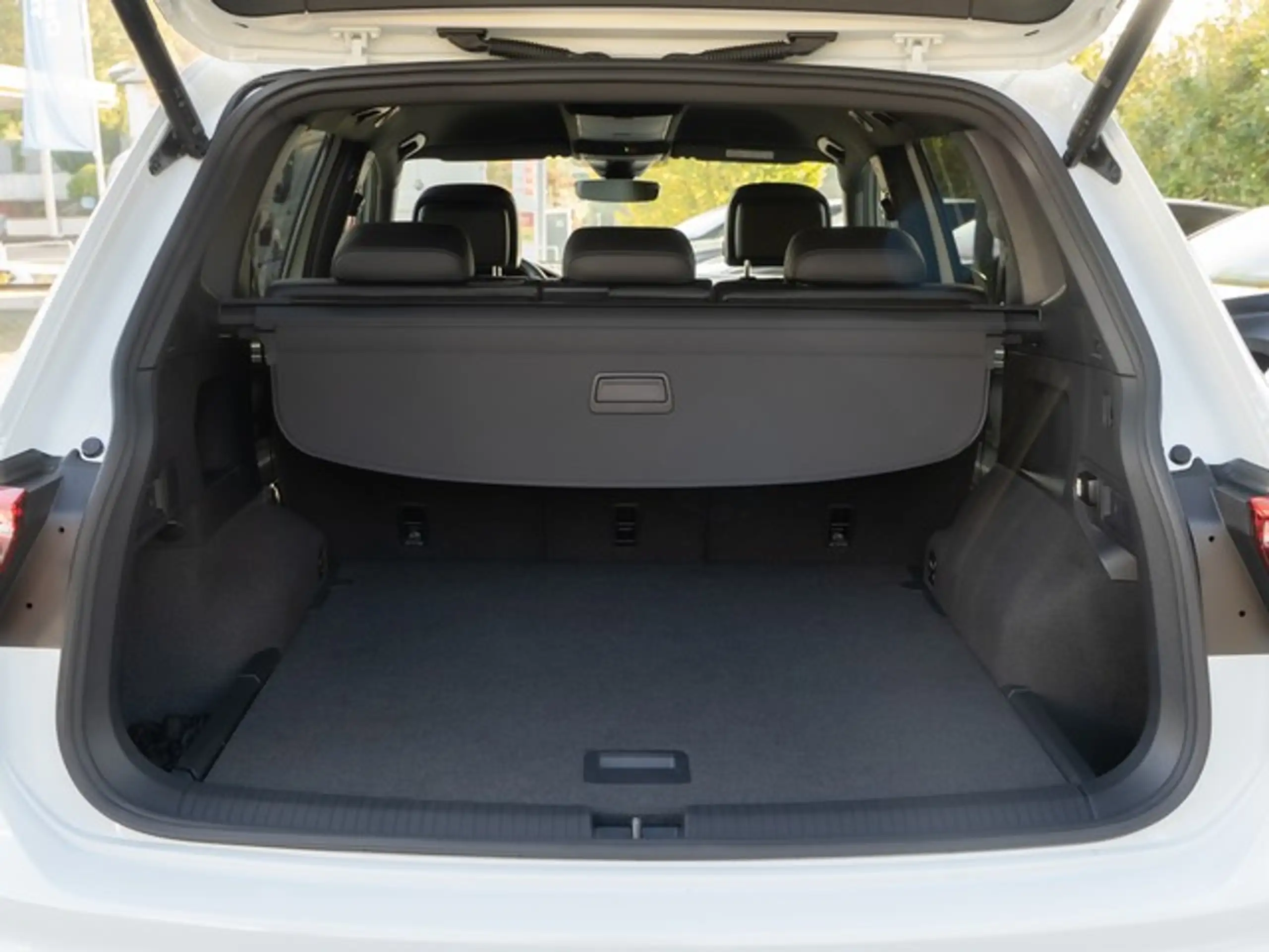 Volkswagen - Tiguan Allspace