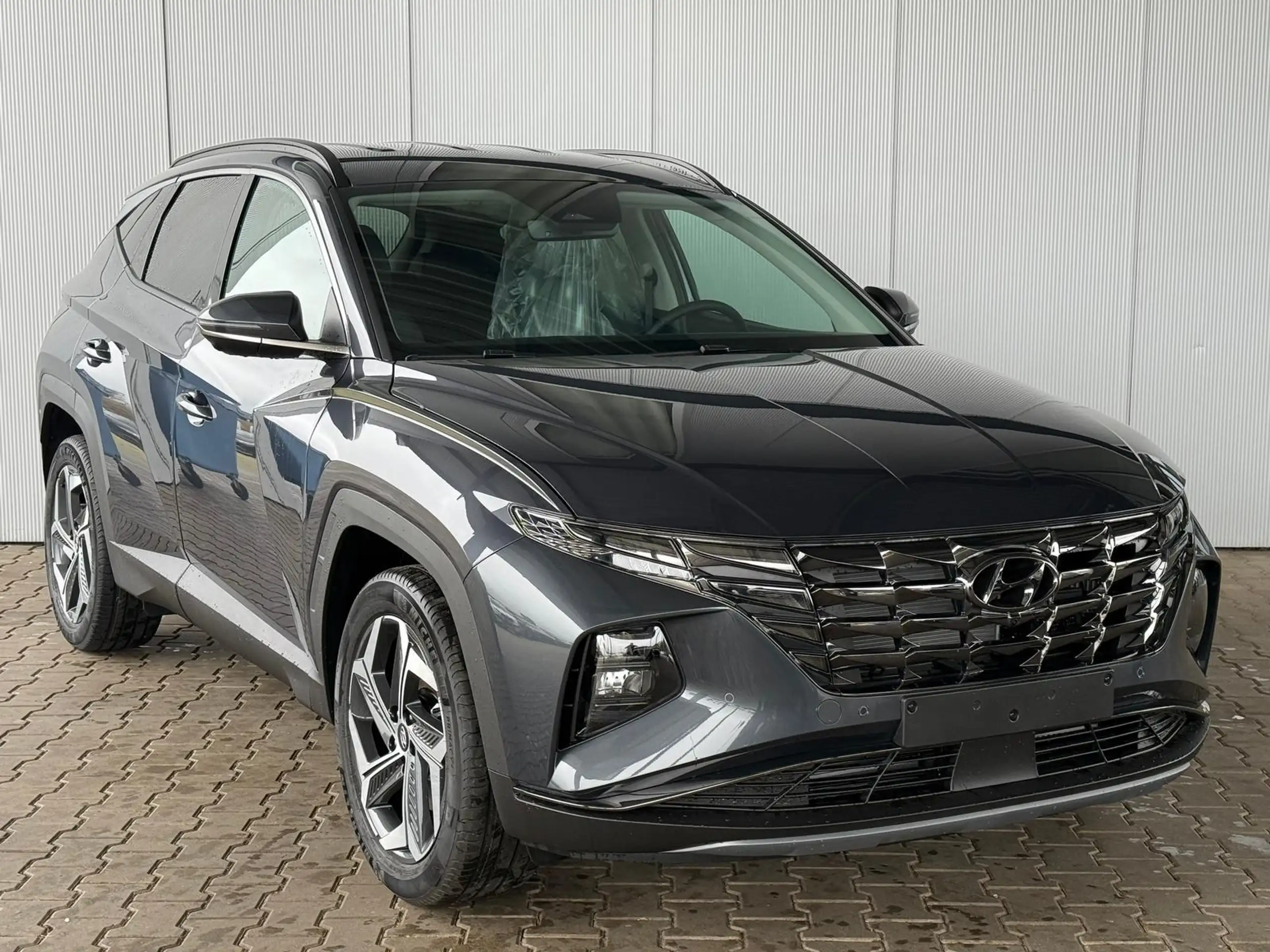 Hyundai - TUCSON