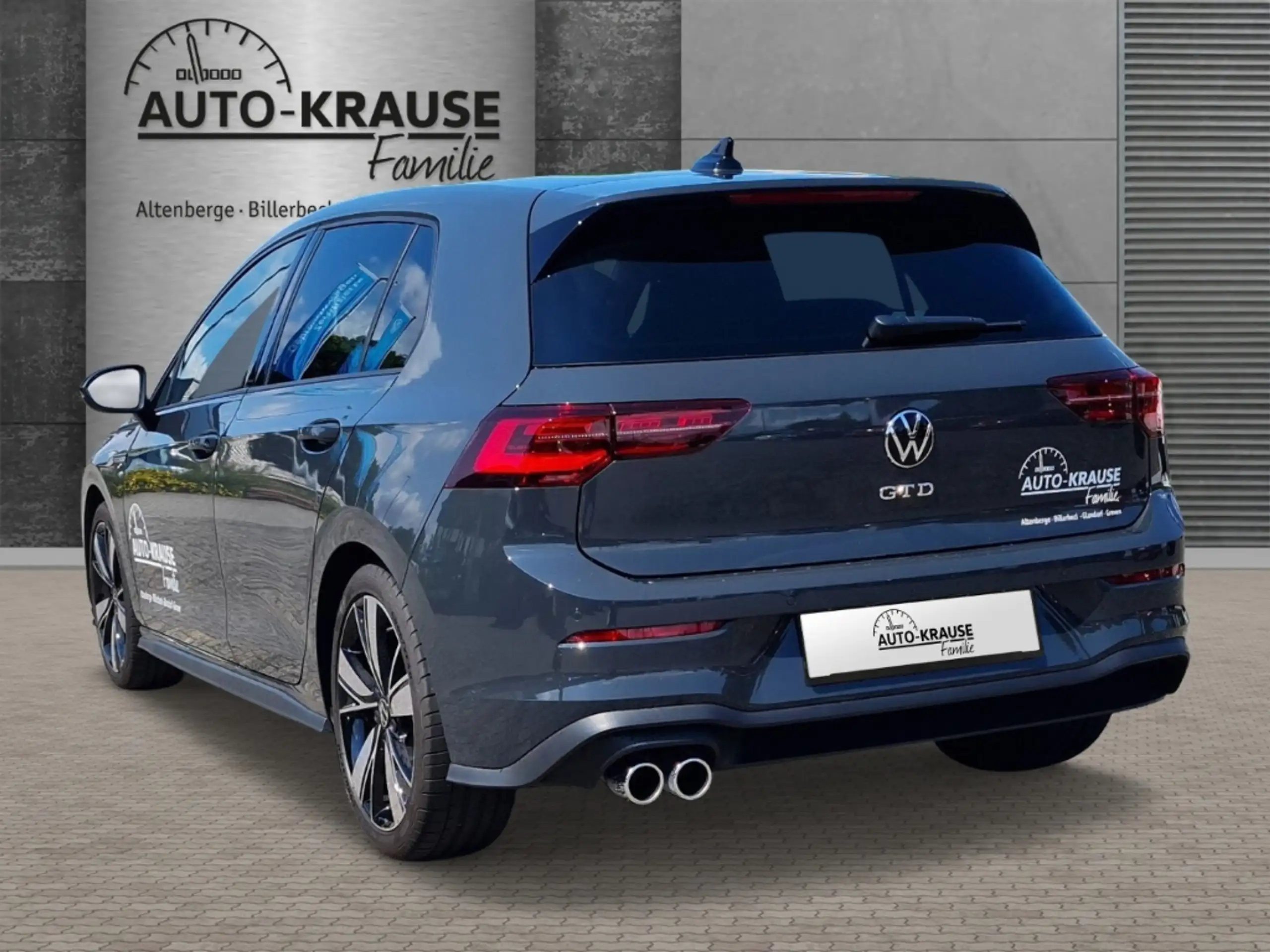 Volkswagen - Golf