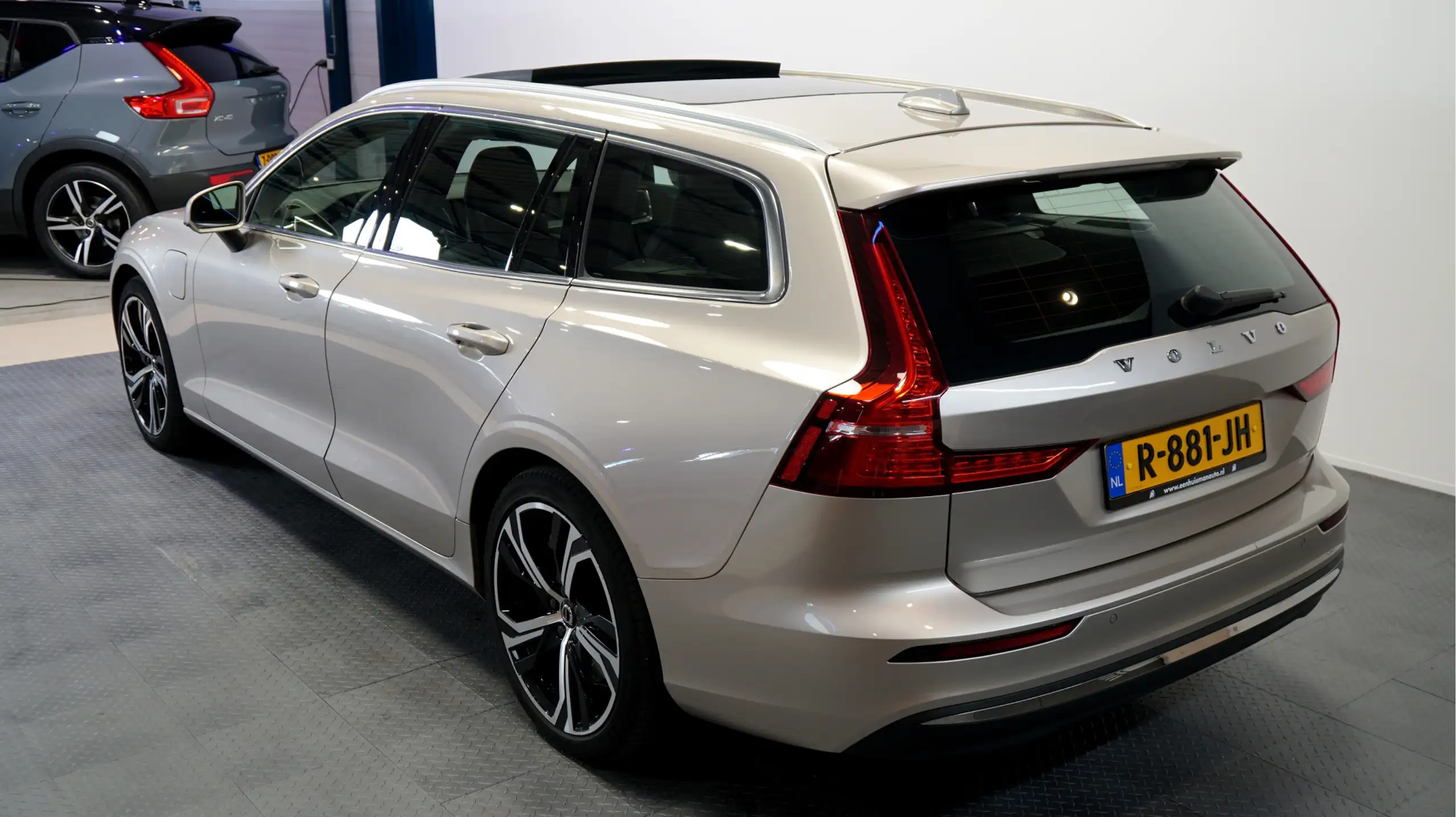 Volvo - V60