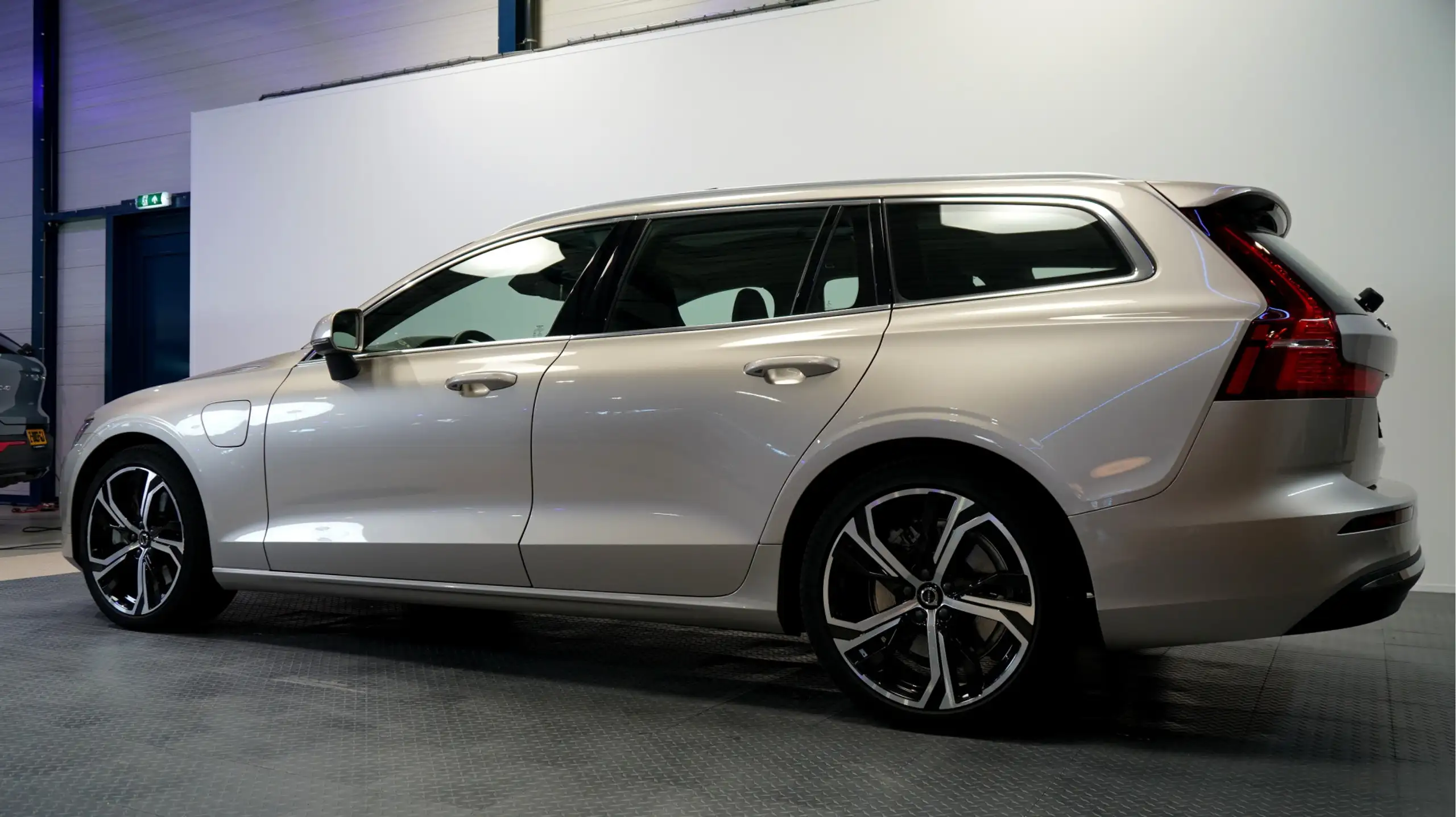 Volvo - V60