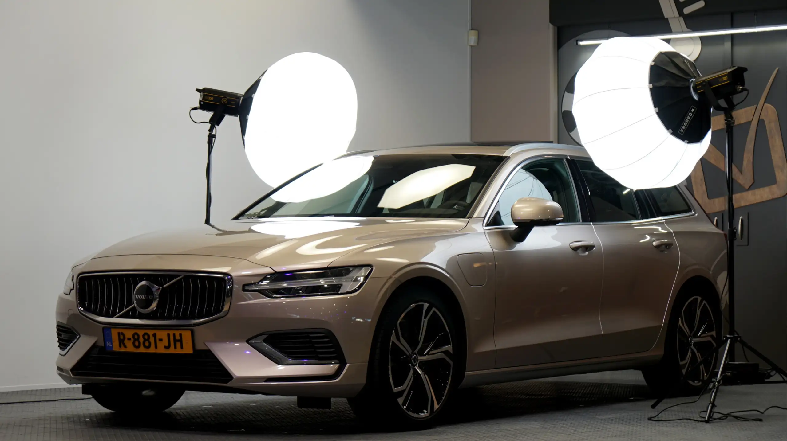 Volvo - V60