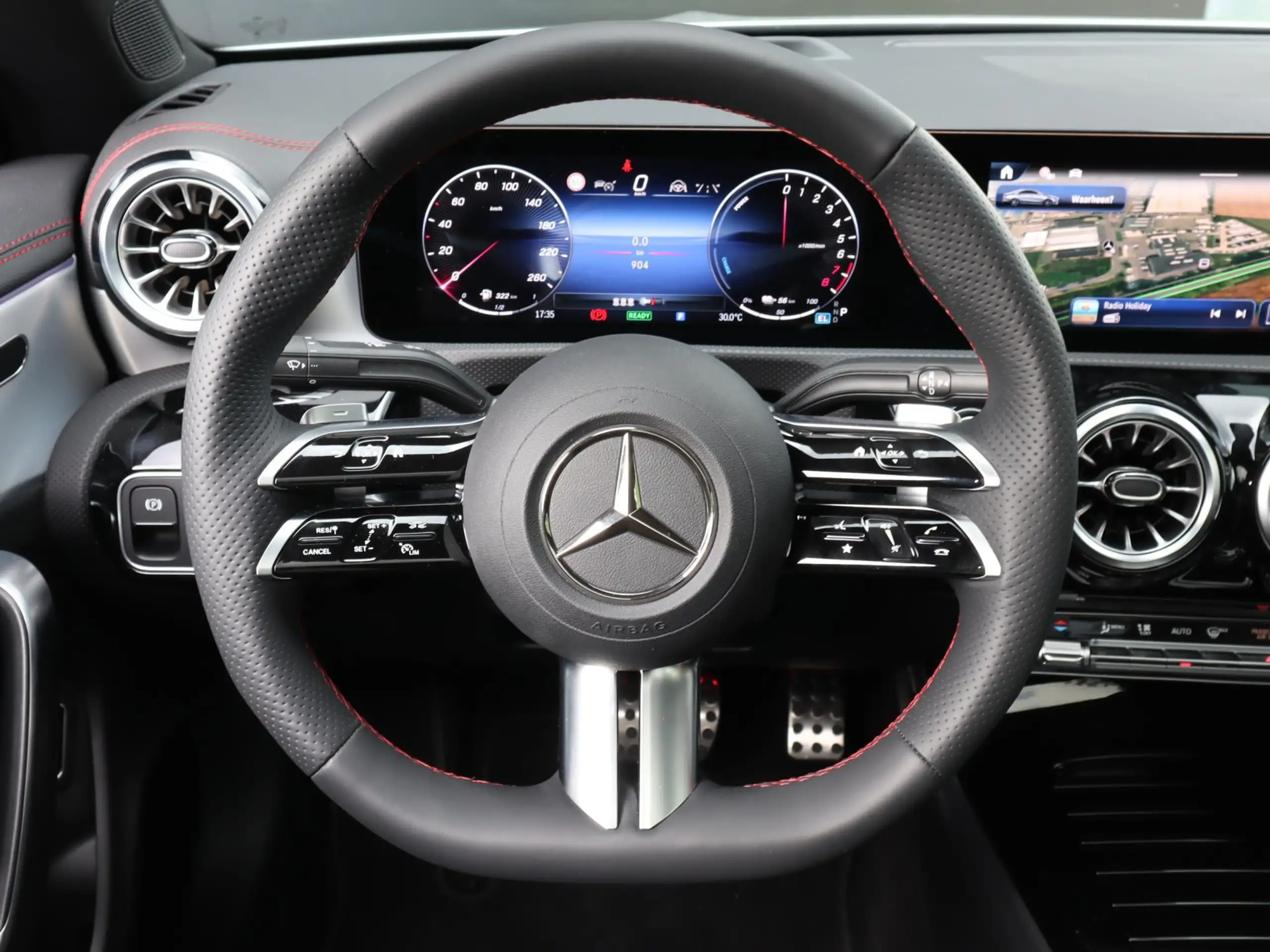 Mercedes-Benz - CLA 250