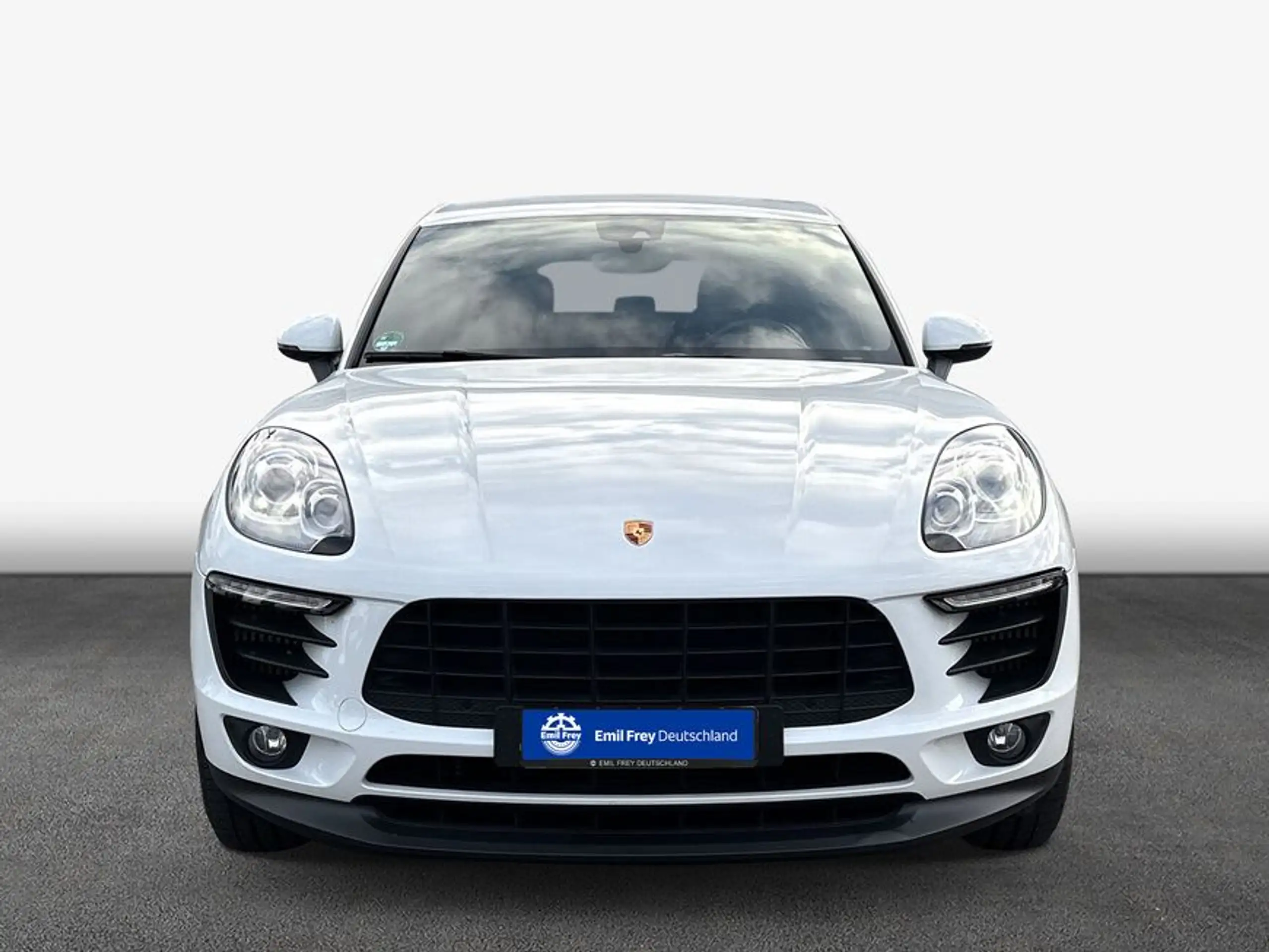 Porsche - Macan