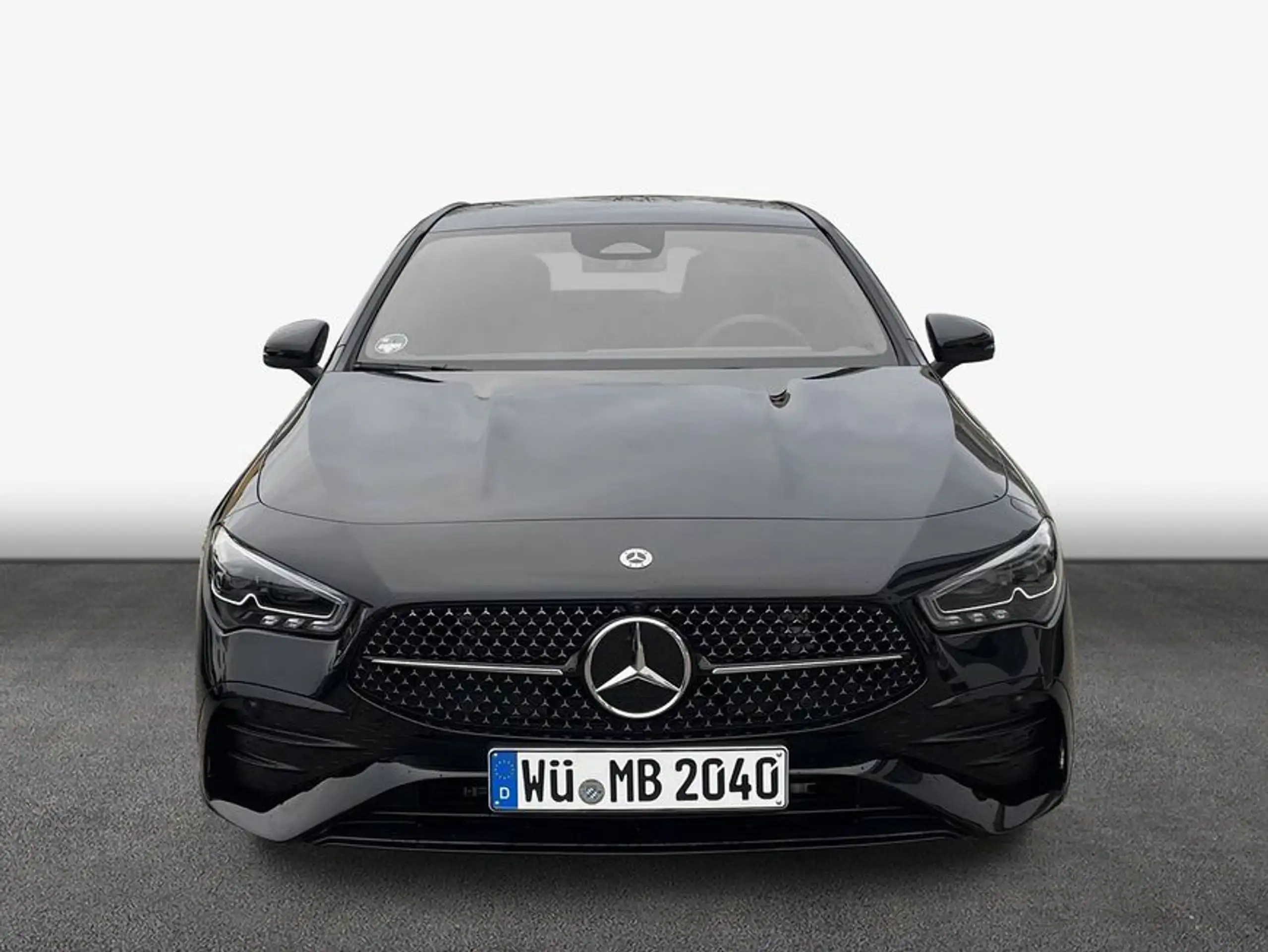 Mercedes-Benz - CLA 200