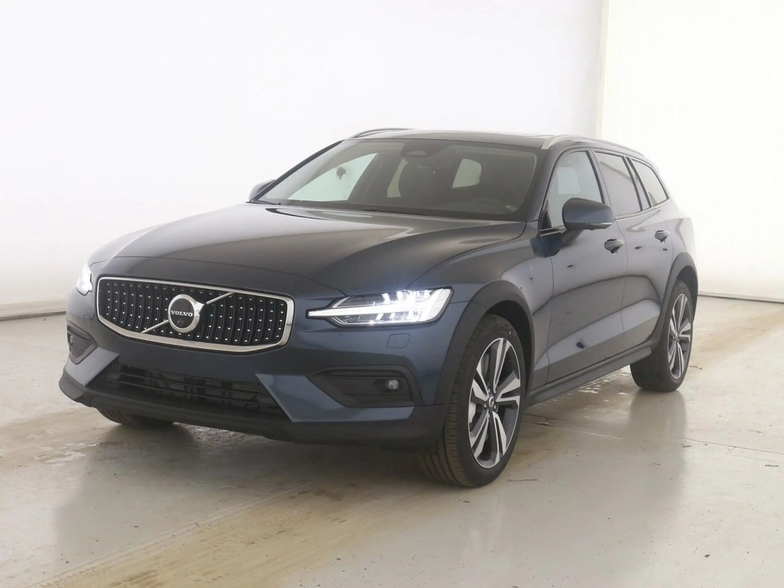 Volvo - V60 Cross Country