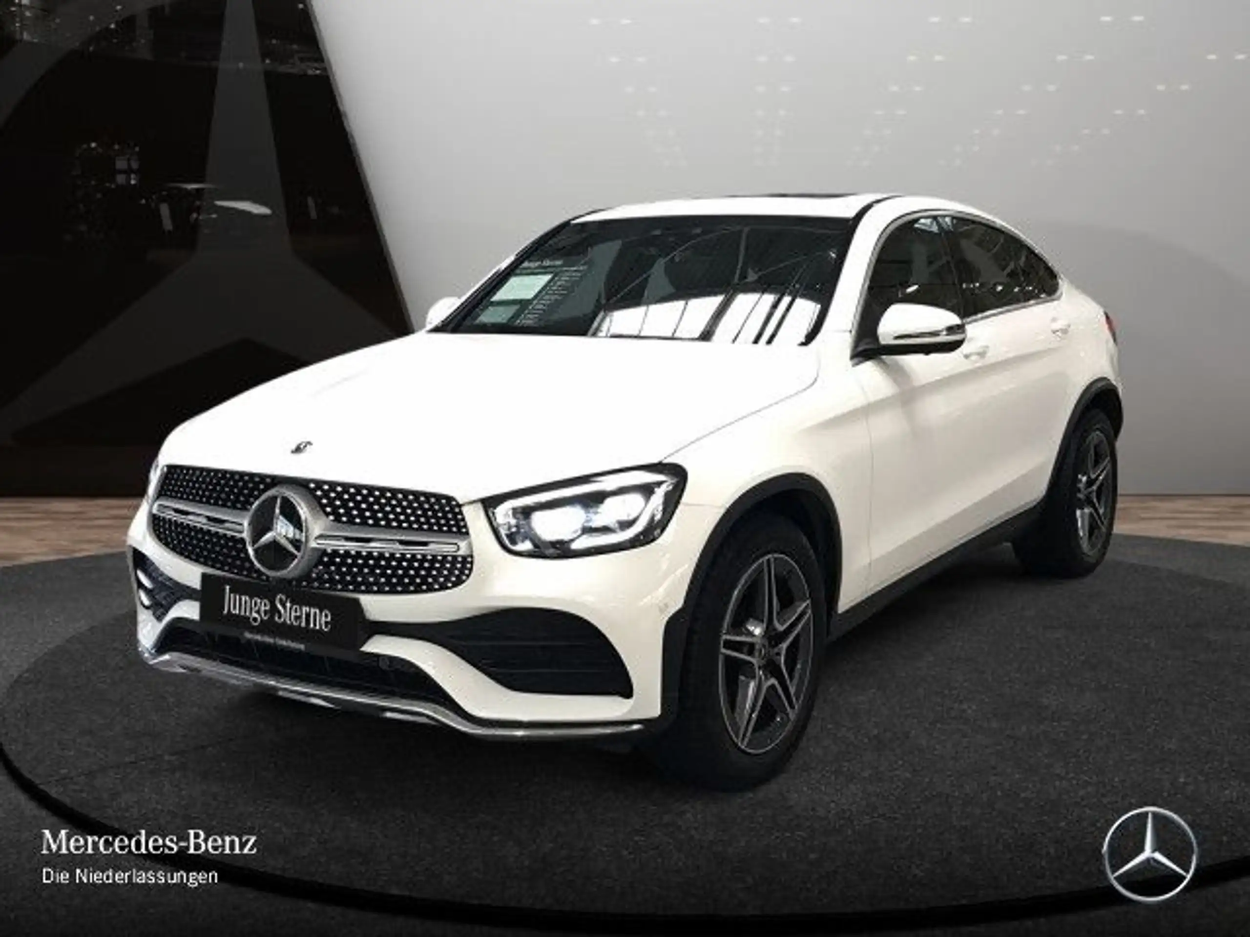 Mercedes-Benz - GLC 300