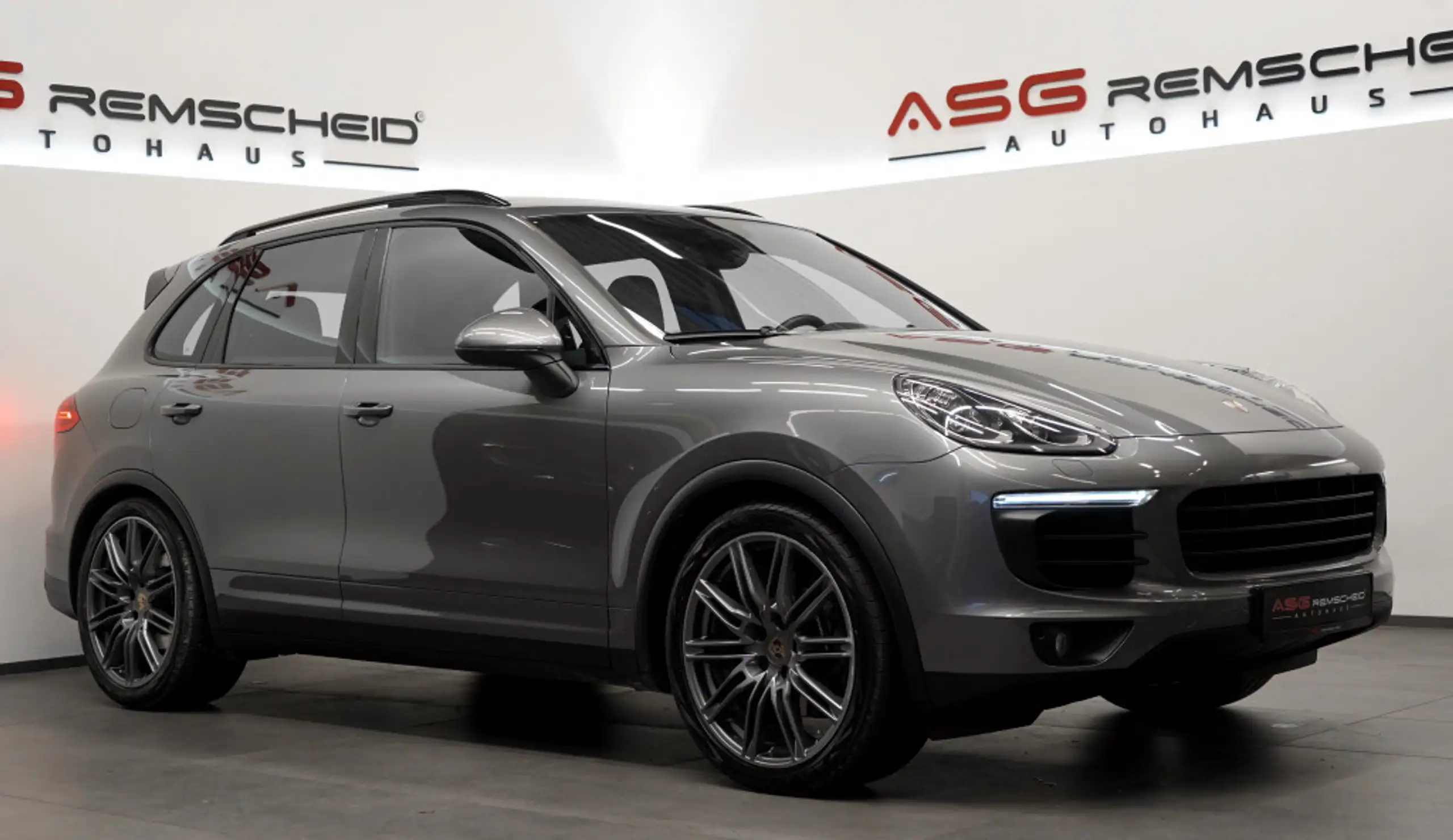 Porsche - Cayenne