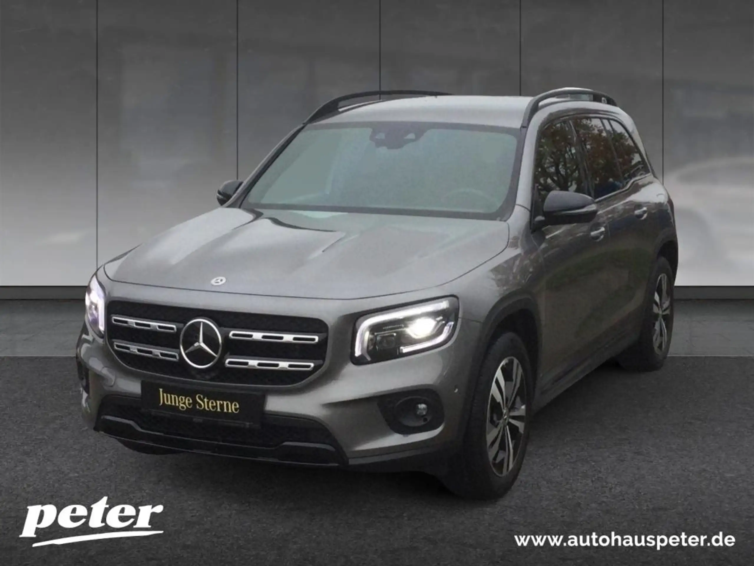 Mercedes-Benz GLB 220 2023