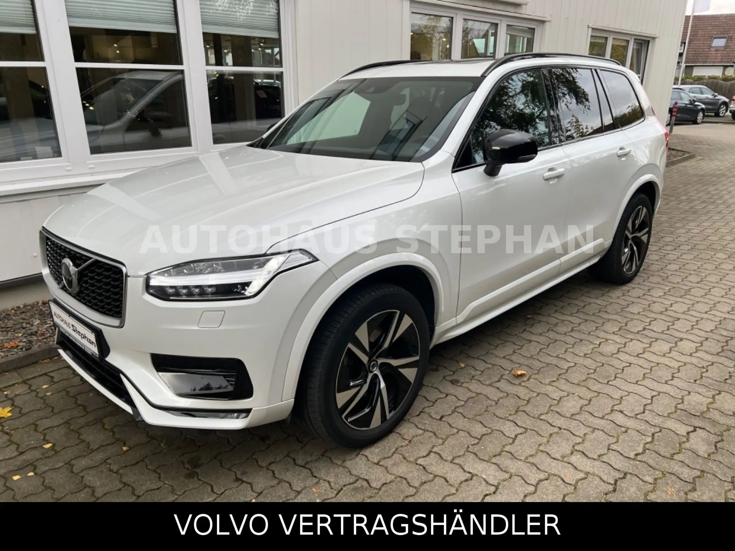 Volvo - XC90