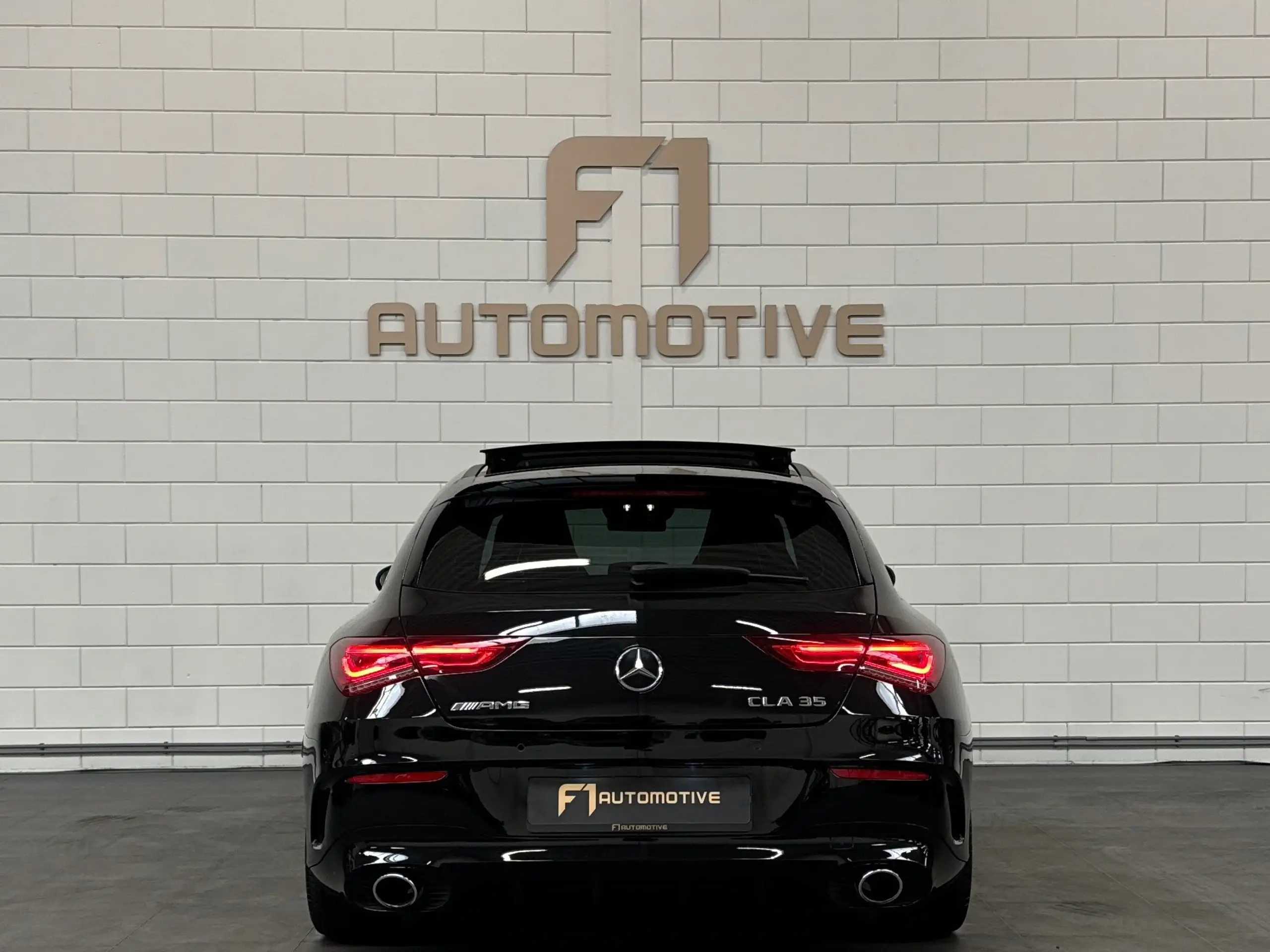 Mercedes-Benz - CLA 35 AMG