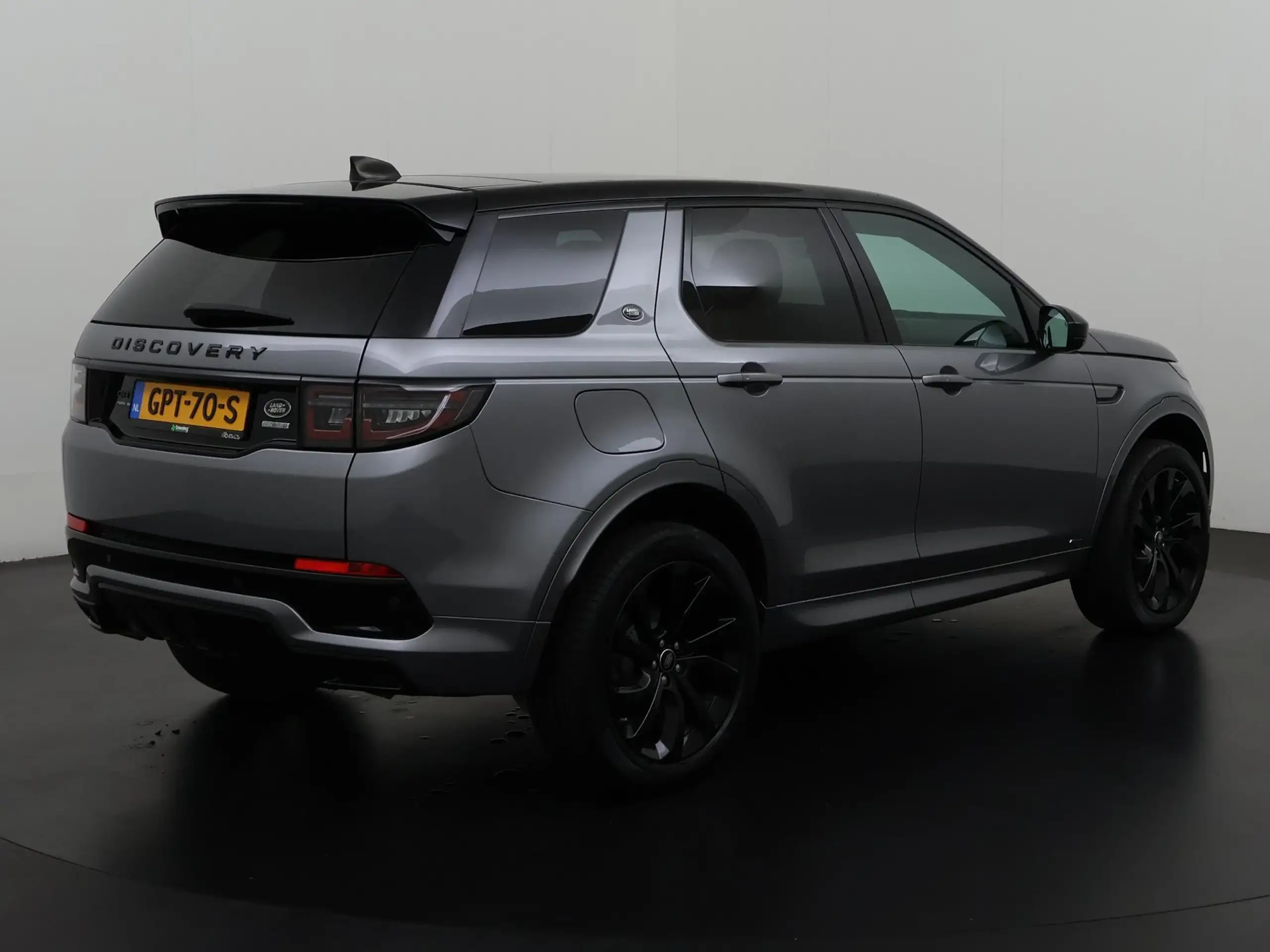 Land Rover - Discovery Sport